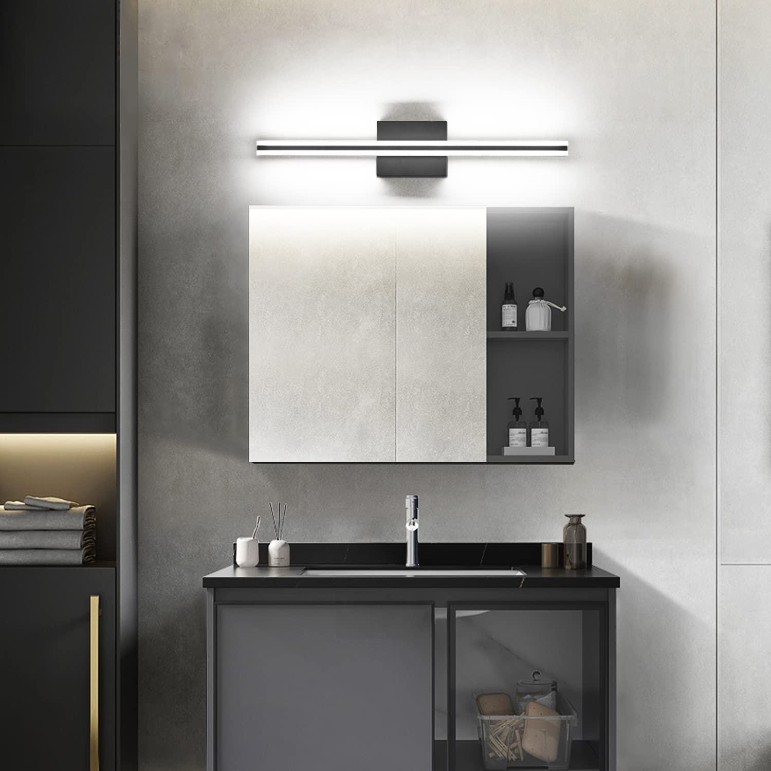 SOLFART Bathroom Light Fixture, 24 Inch Black LED Vanity Light, Aluminum, Model S8200-610mm-BK-ND, Modern Design, 6000K