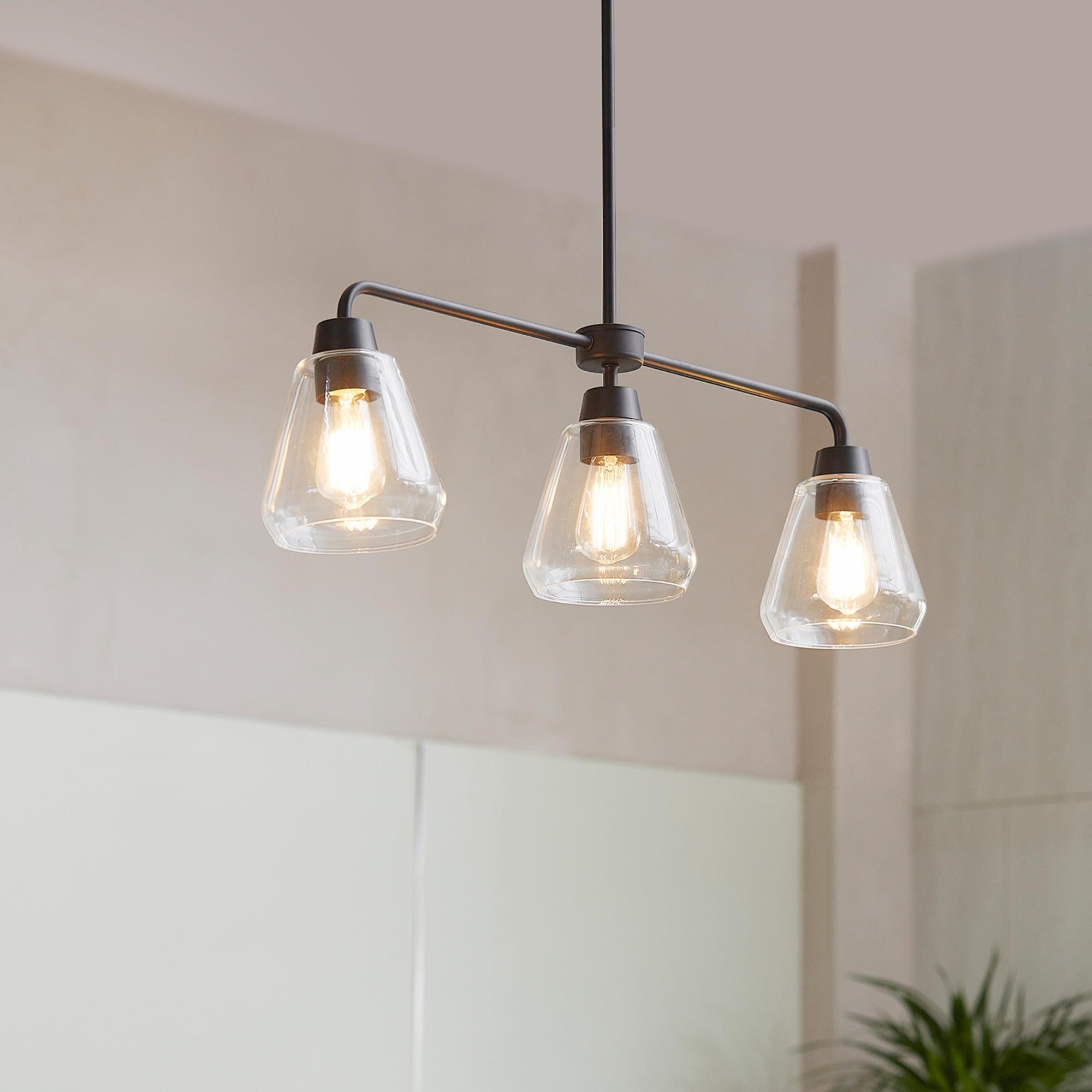 Globe Electric 60W Equivalent Soft White (2000K) Vintage Edison Dimmable Led Light Bulb, E26 Base, 650 Lumens, Amber Glass,73193