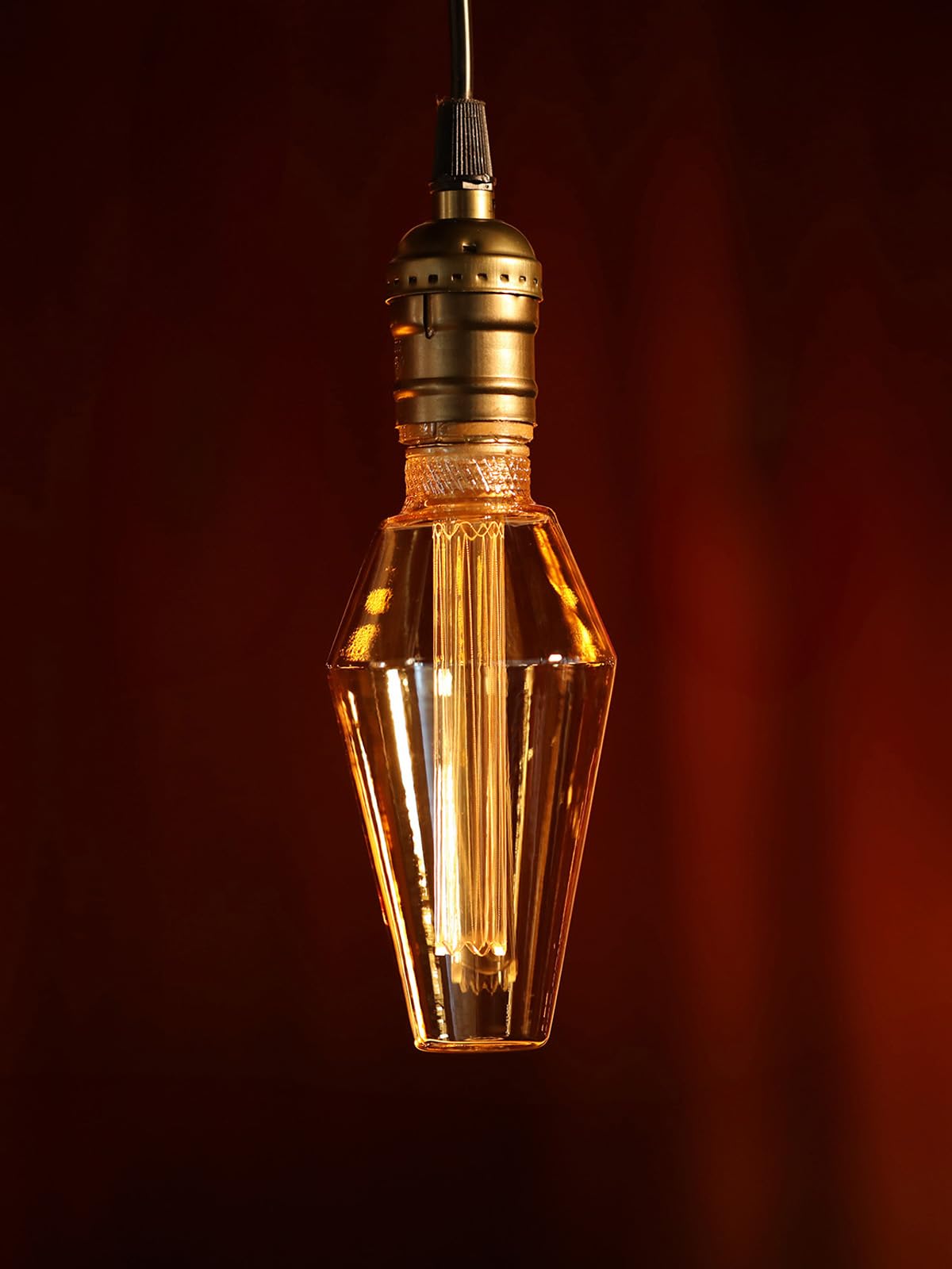 Escena Angular Aesthetics Series Led Decorative Light Bulb, Crystal Trophy Vintage Edison Bulb Dimmable 2.3W, E26, Unique Virtua