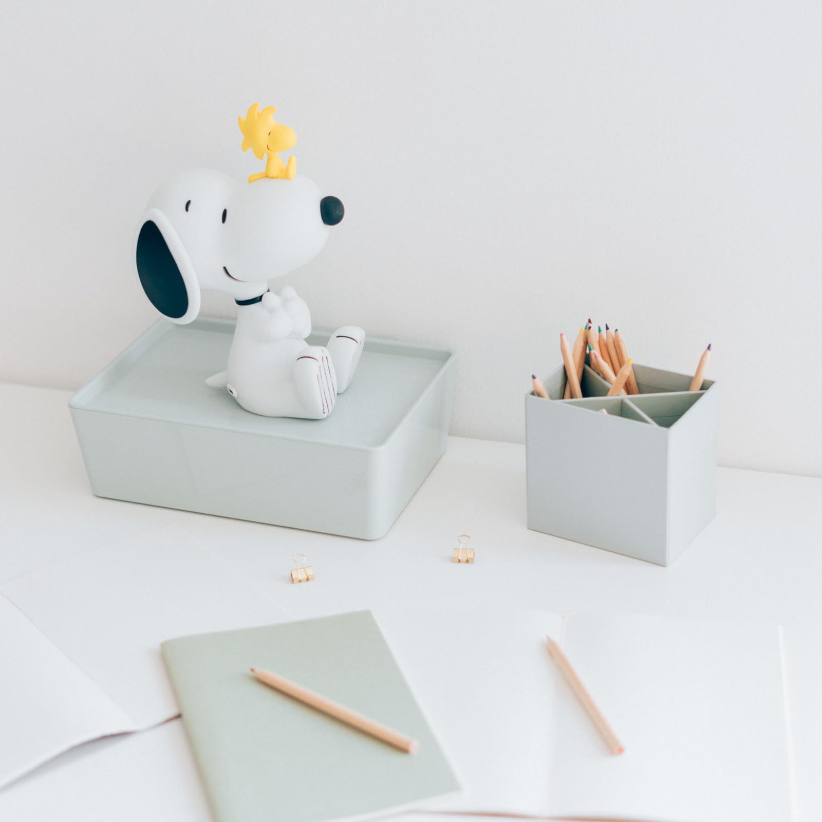 Grupo Erik Snoopy Lamp | Kids Night Light & Desk Lamp | PVC, One Size, Snoopy Design, Model LAMP018