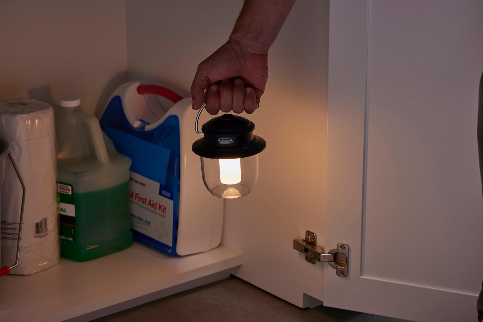 Coleman Classic Rechargeable 400/800L Led Lantern, Impact & Water-Resistant Lantern With Carabiner Handle & Charging Ports, Great For Camping, Power Outage, Emergencies, & More