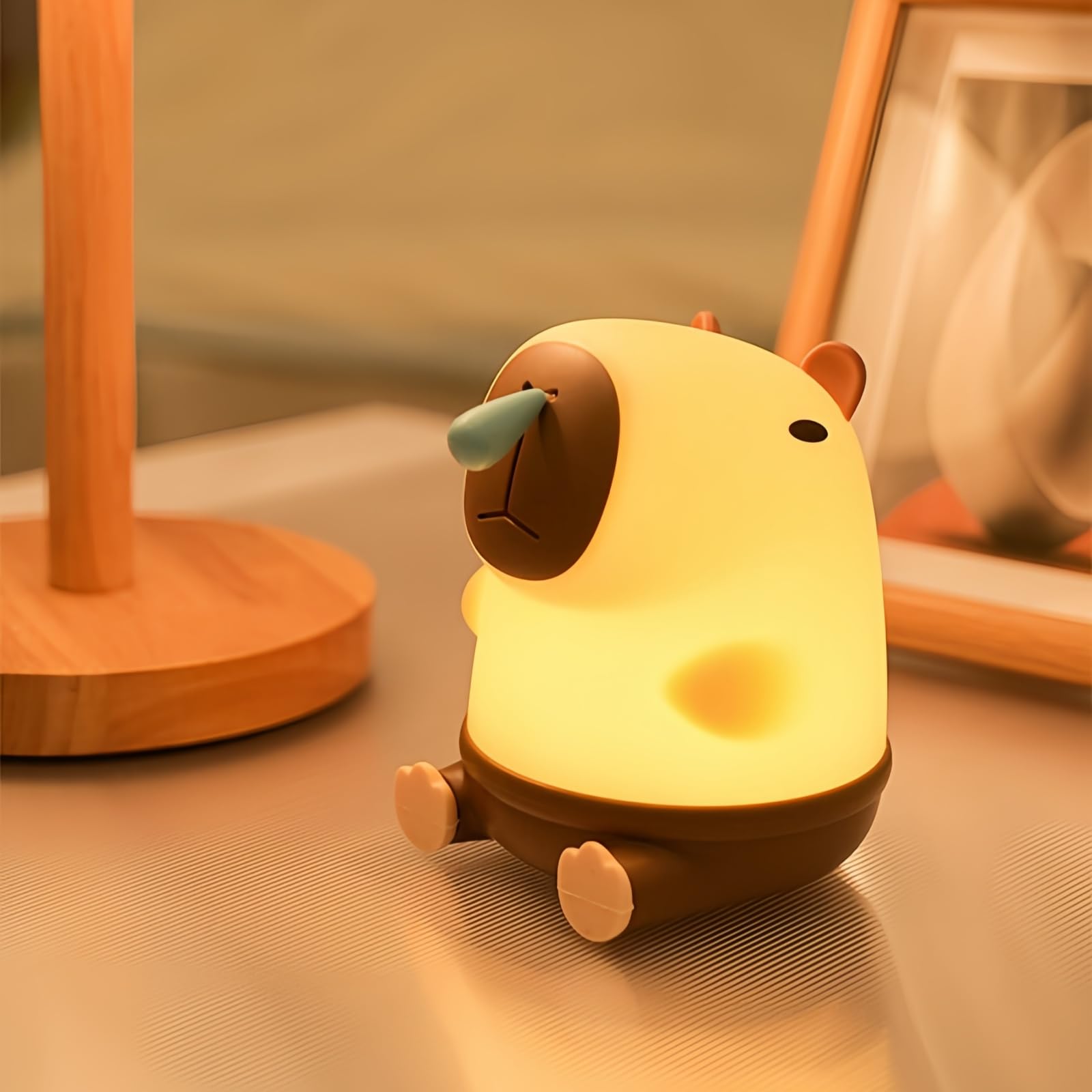 ANGTUO Capybara Night Light, Dimmable Capybara Lamp, Capybara Light, Cute Room Decor