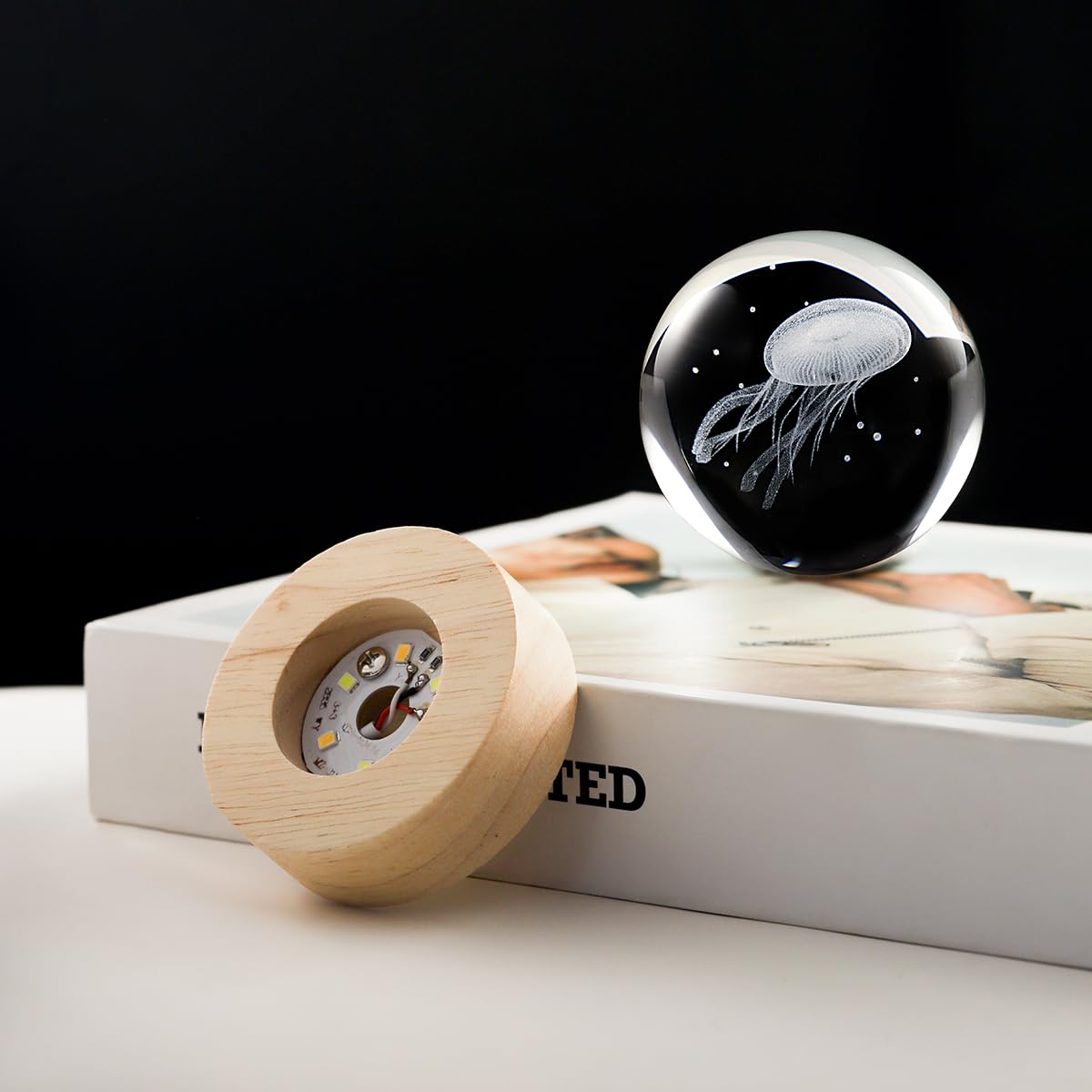 Hochance 3D Jellyfish Crystal Ball Lamp With Adjustable Brightness Led Wooden Base Night Light For Kids Teens mature-themeds Birthday Gift Home Desk Office Bedroom Decor (6Cm / 2.4 )