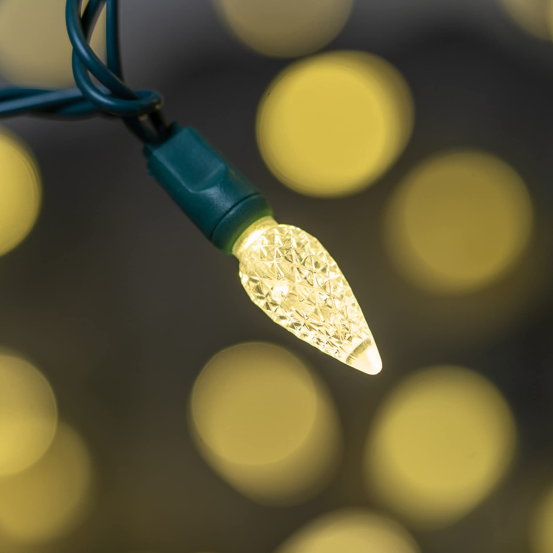 Yuletime Warm White C6 Strawberry Led Christmas Lights, 33 Ft 100 Count 4'' Spacing One-Piece High Waterproof Ul Certified Strin