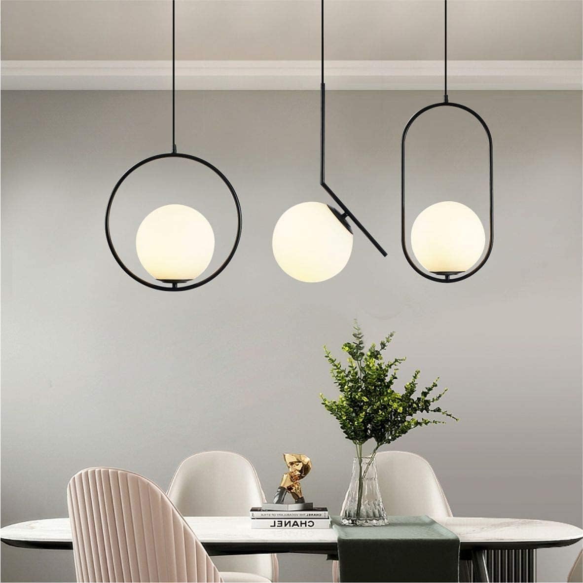 Fulesi Vintage 1-Light Black Glass Globe Pendant Light For Bedroom, Living Room, Kitchen