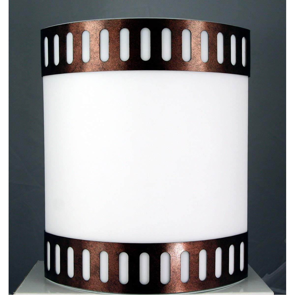 Cal Lighting LA-161-RU Wall Lamp, Rust Finish