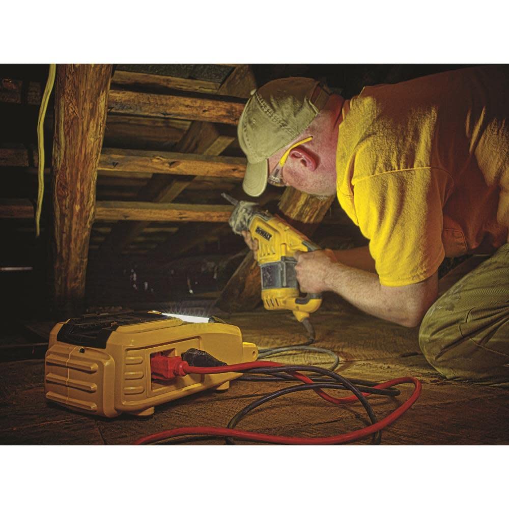DEWALT 18V/20V MAX LED Work Light, Cordless/Corded (DCL061)
