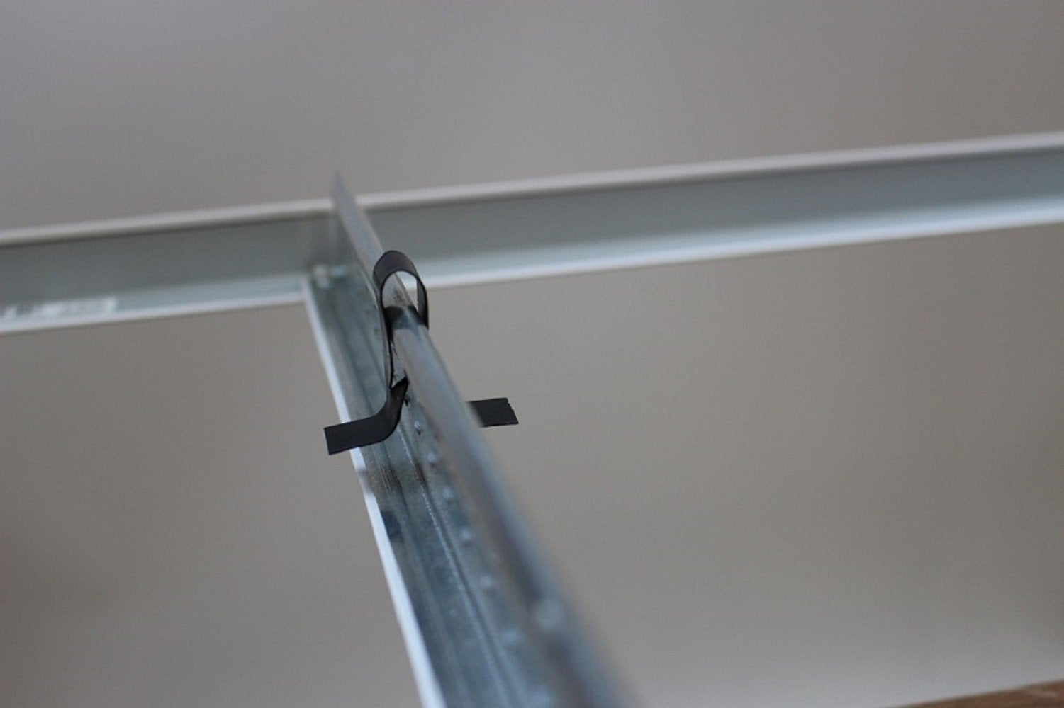 Toolpro Ceiling Panel Hold-Down Clips (20-Pack)