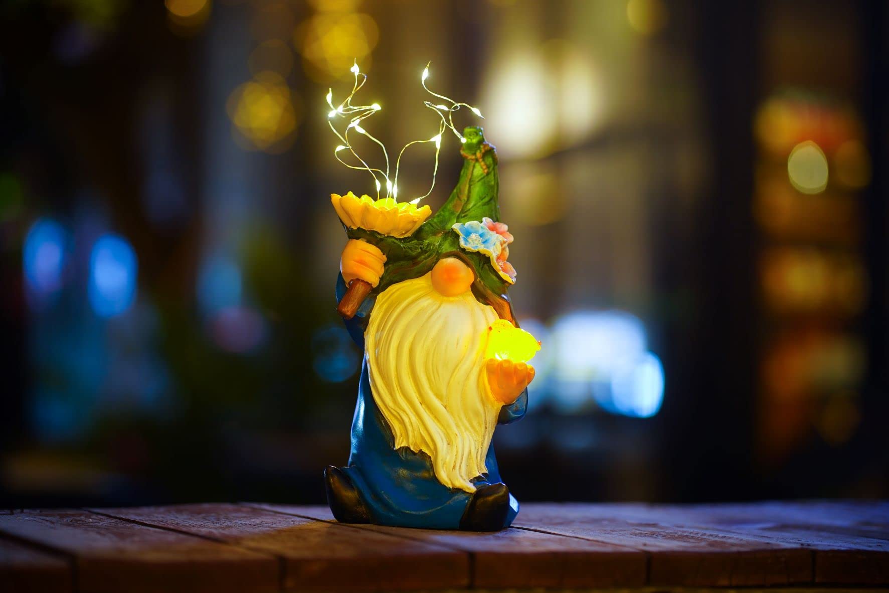 Chuangfeng Outdoor Garden Gnomes Statue: Solar Garden Decor With Led Light Patio Yard Lawn Decoration Valentine'S Day Gifts For Women