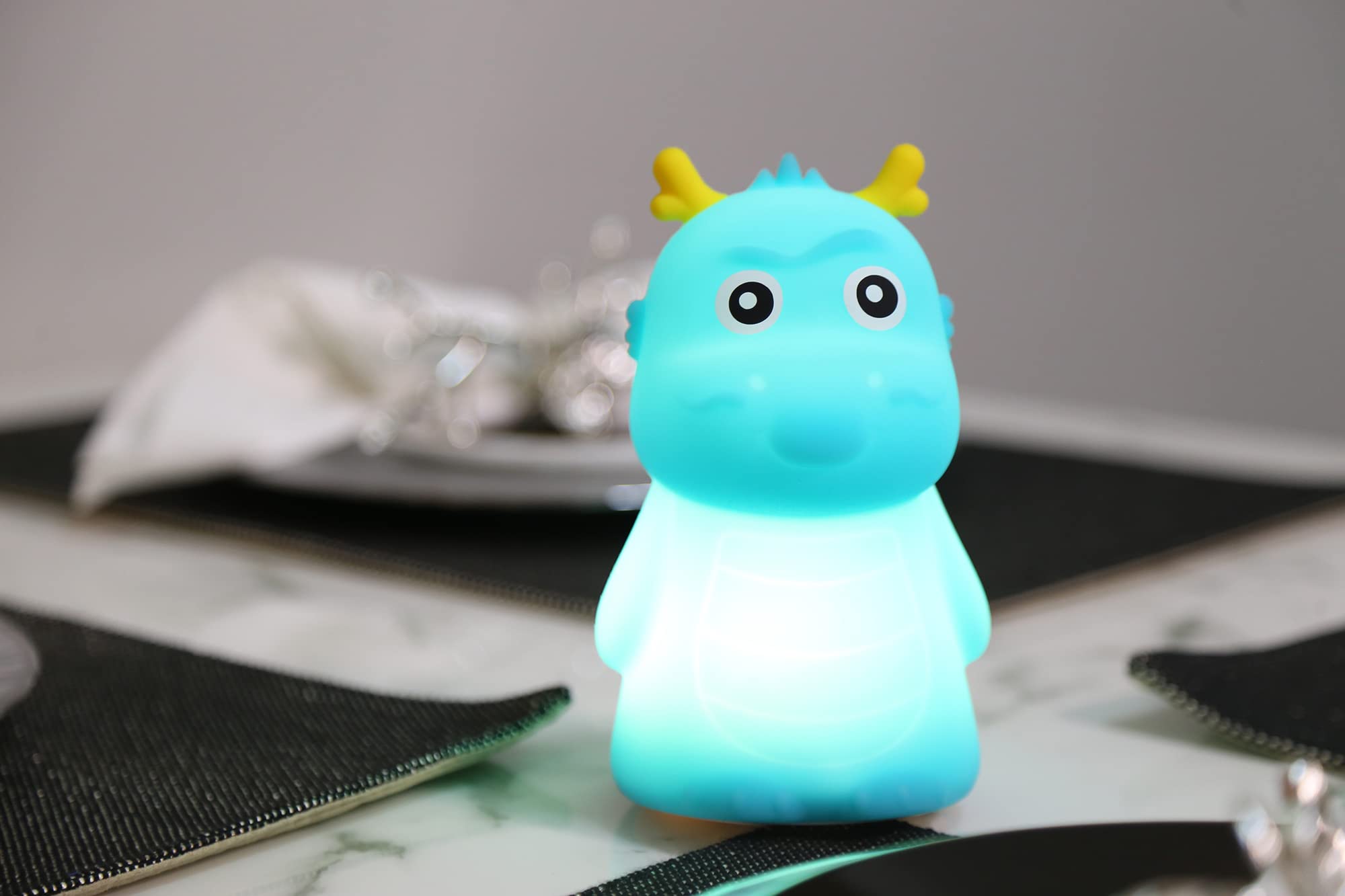 Dimanito Cute Kids Night Light Night Lamp Night Lights For Kids Bedroom Toddler Baby Portable Silicone Battery Led Nightlight Nursery (Dragon)