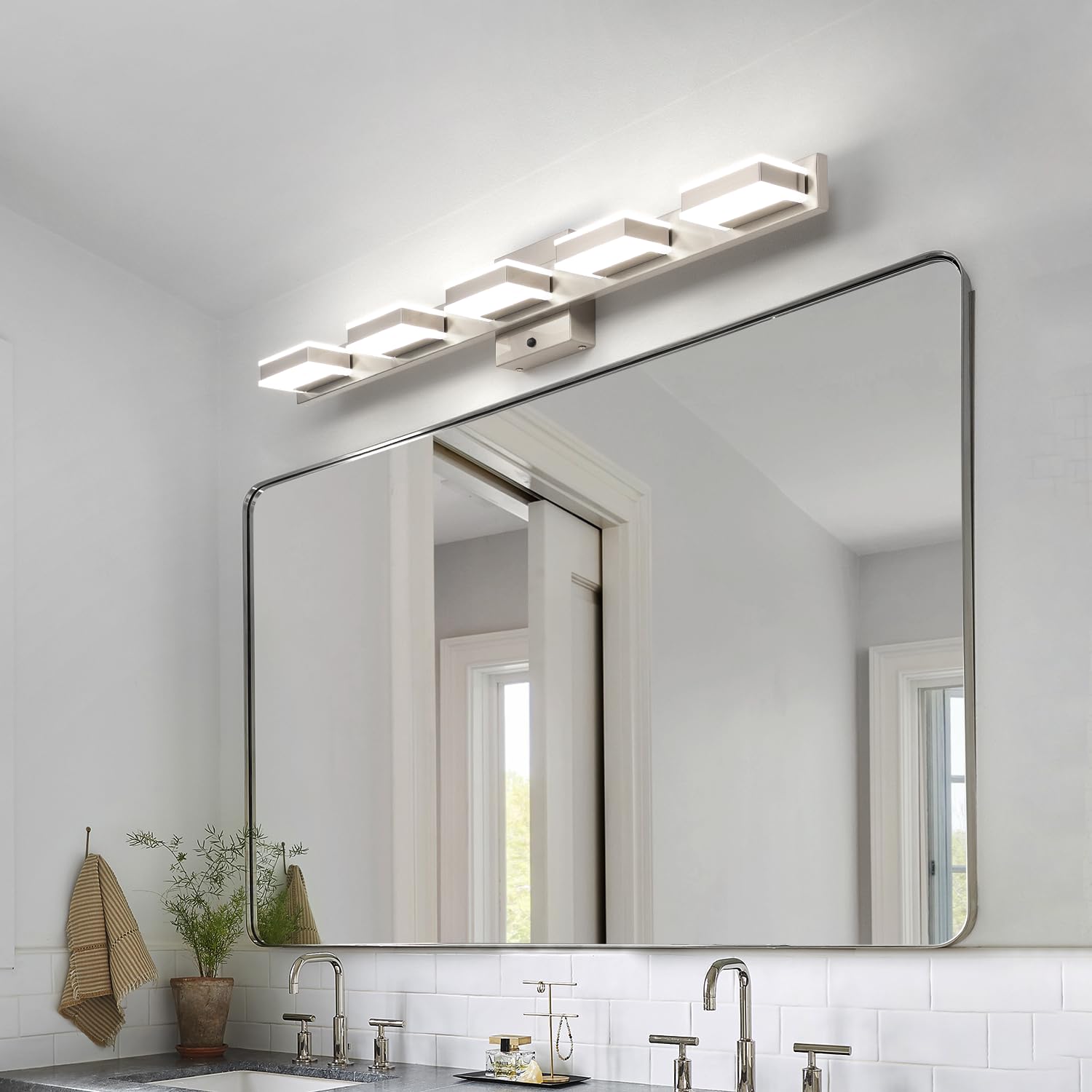 Mirrea 32'' Brushed Nickel Vanity Lights For Bathroom 5 Light Vanity Lighting Fixtures For Mirror 3 Cct Adjustable Led Vanity Li