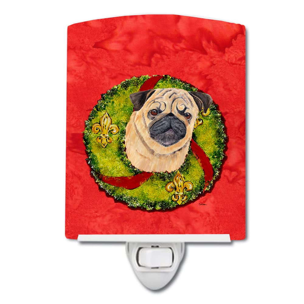 Carolines Treasures Pug Christmas Wreath Ceramic Night Light, 6x4x3in, UL-Certified, Multicolor, Model SC9102CNL