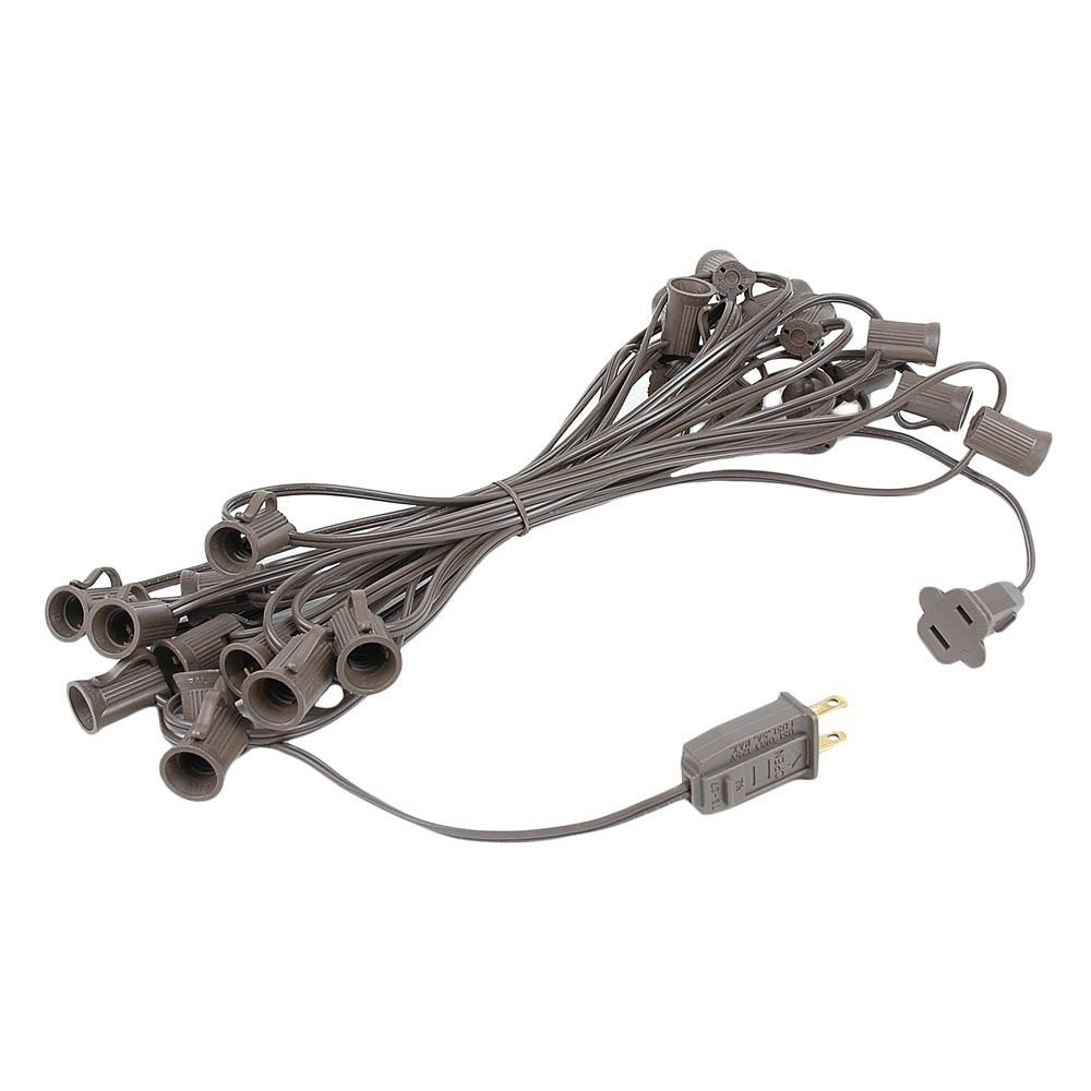 Novelty Lights C7 Outdoor String Light - 25 Foot - Brown Wire - 12in Spacing - Candelabra Base (C7/E12) - 25 Sockets