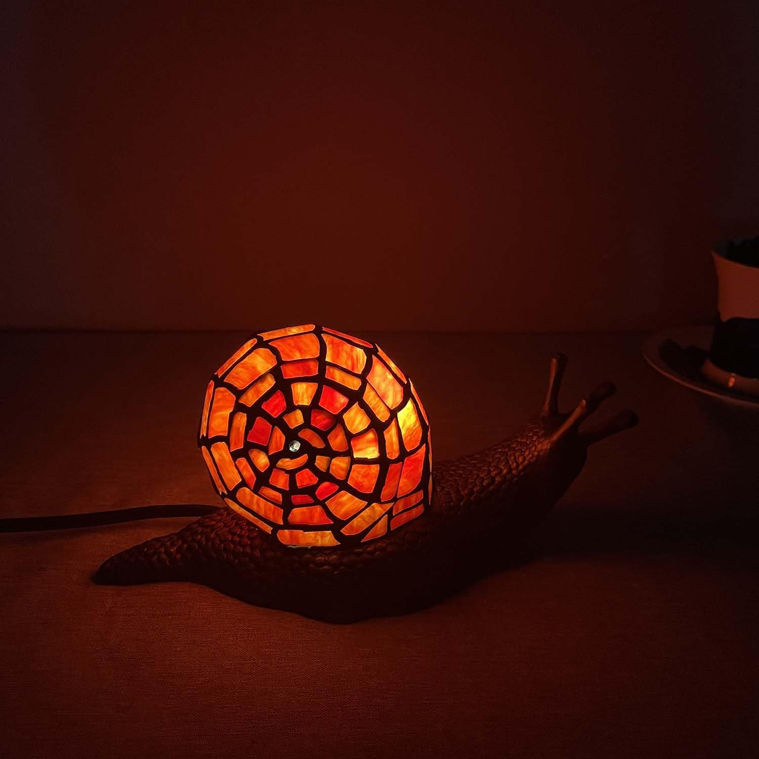 Bieye L10989 Land Snail Tiffany Style Stained Glass Accent Table Lamp For Home Decor (Red, 10'' D X 5'' W X 5'' H)