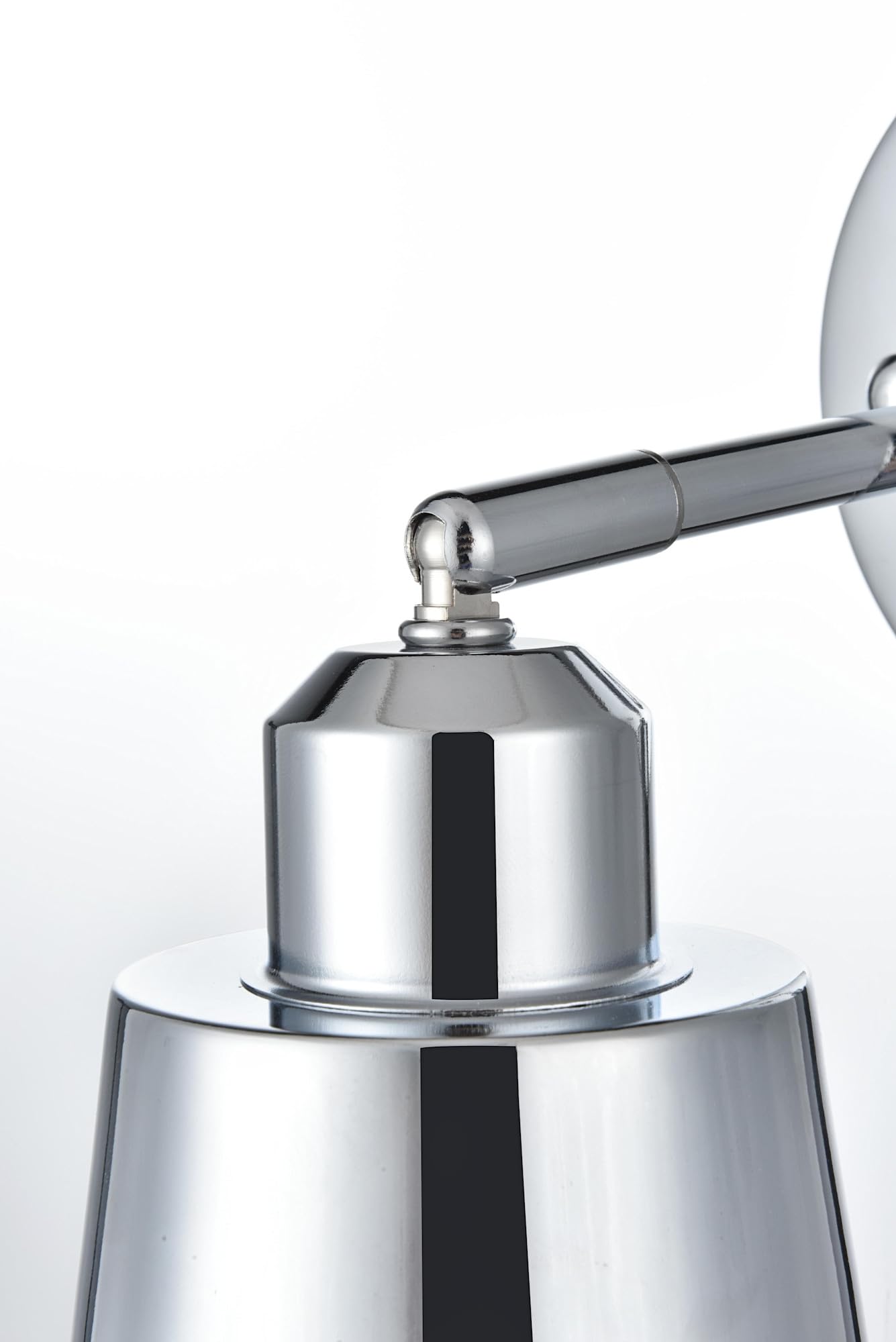 Living District Halycon 1-Light Mid-Century Metal Wall Sconce in Black and Brass