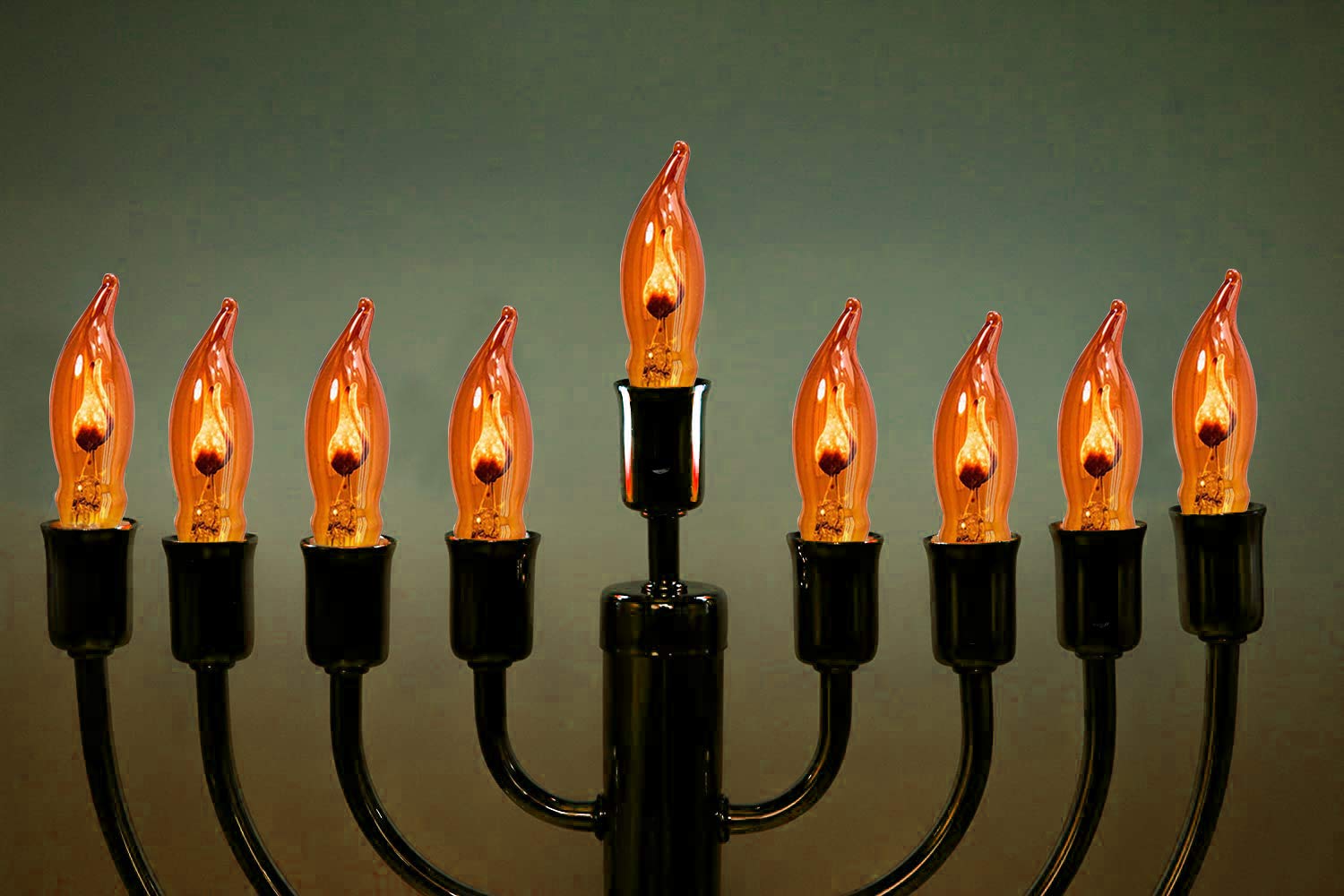 GOOTHY Halloween Flicker Flame Light Bulbs, C18, 1W, E12 Candelabra Base, Orange, 12 Count