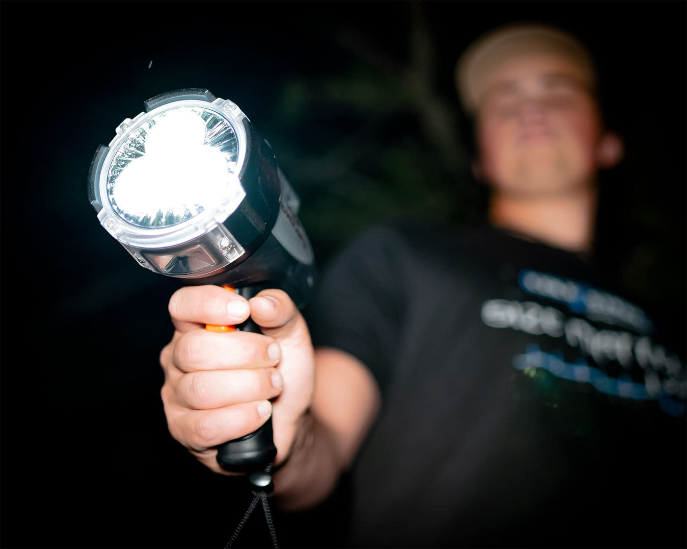 cyclops rechargeable flashlight Cyclops Revo 6000 Spotlight