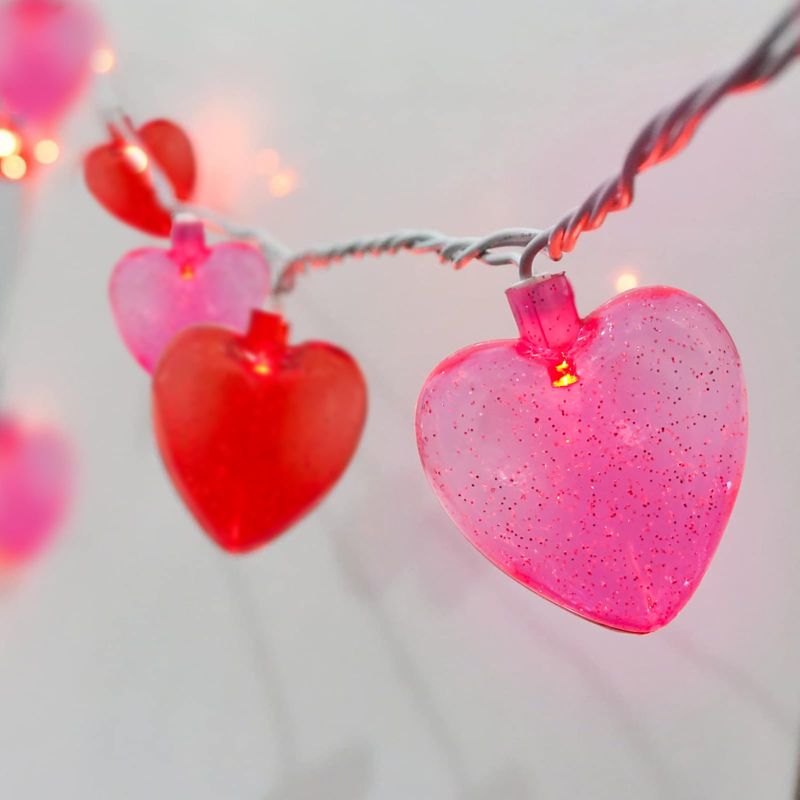 GOOTHY Heart String Lights, 8.5Ft Valentine's Day Decorations String Lights with 10 Pink and Red Heart Lights, Plug in Heart Fai