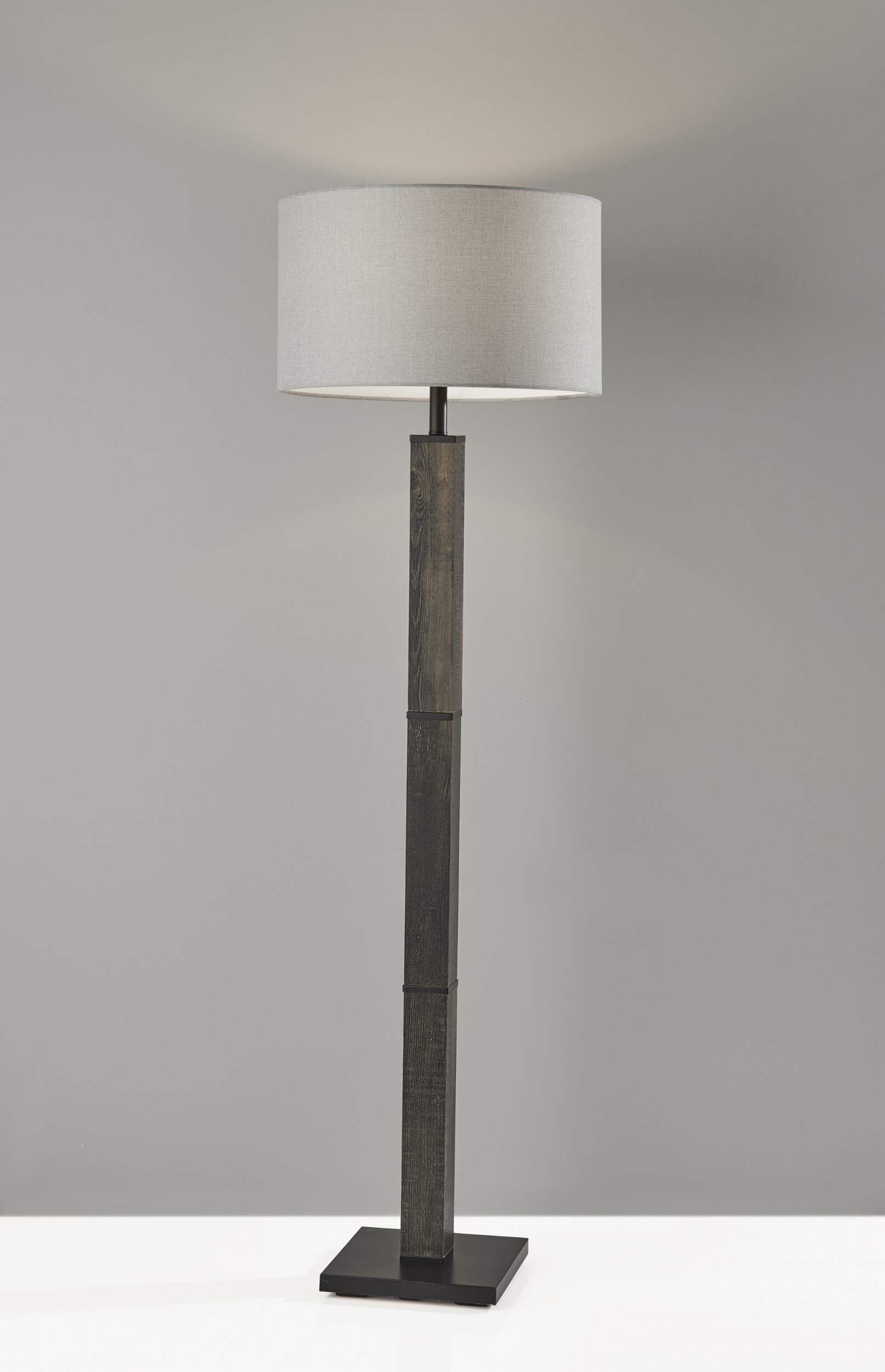 HomeRoots Traditional Floor Lamp 62in Metal Off-White Drum Shade