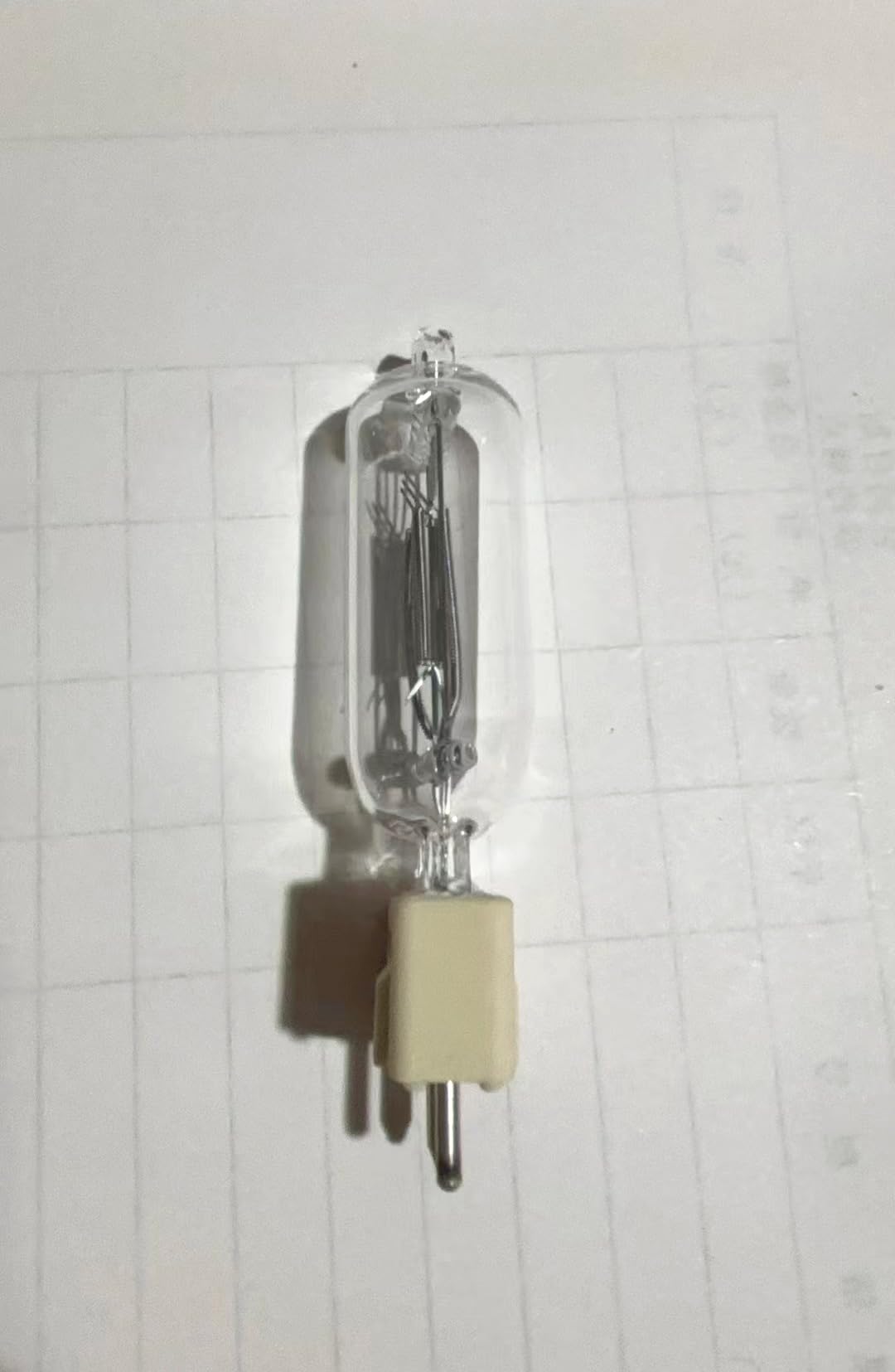 Tawelun Frk T7 120V 650W Bi-Pin Based Stage Gy9.5 Frk 650W Halogen Lamp Bulb,T-7 Stage Studio Lamp,Clear,Frk 120V 650W Halogen L