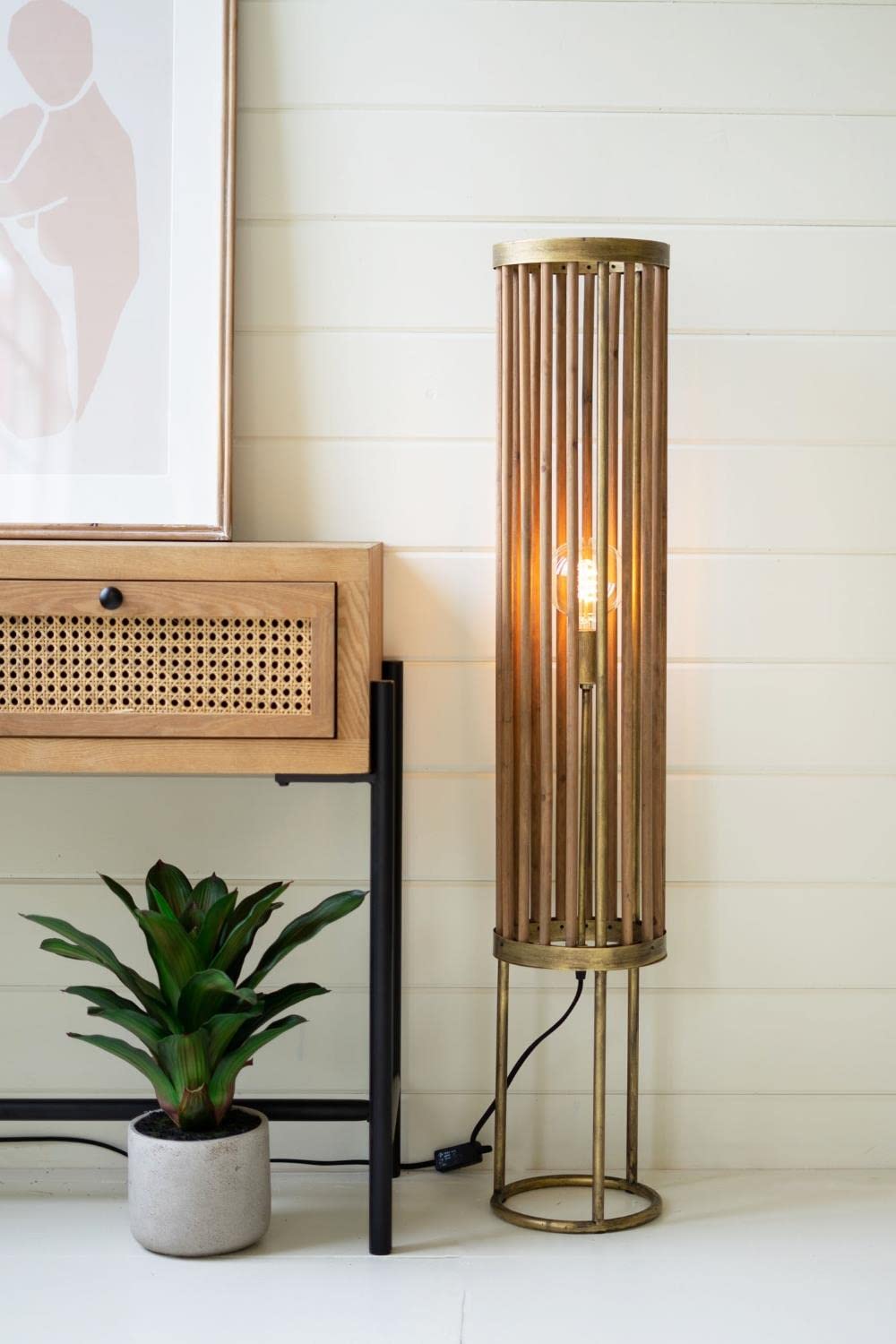 ROUND BRASS AND WOOD CYLINDER TABLE LAMP