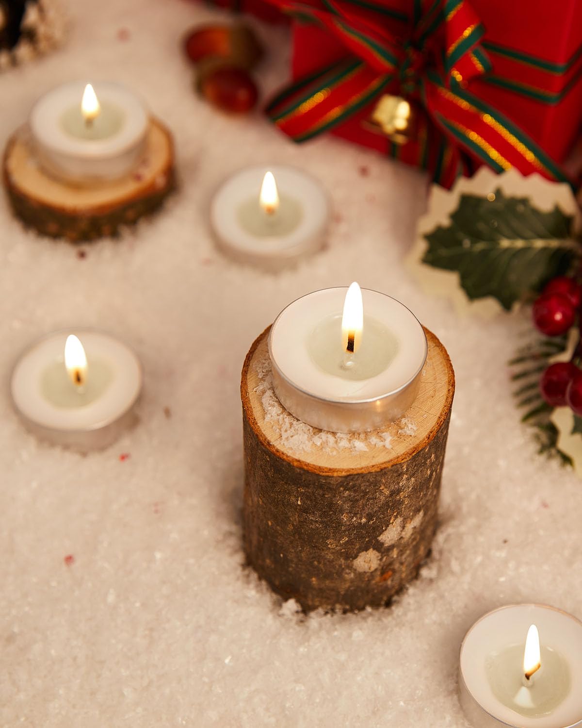 Hypmis Tea Light Candles, 100 Pack, Unscented Smokeless Paraffin, 4+ Hour Burn, White - Ideal for Home, Weddings, Christmas & Halloween Decor