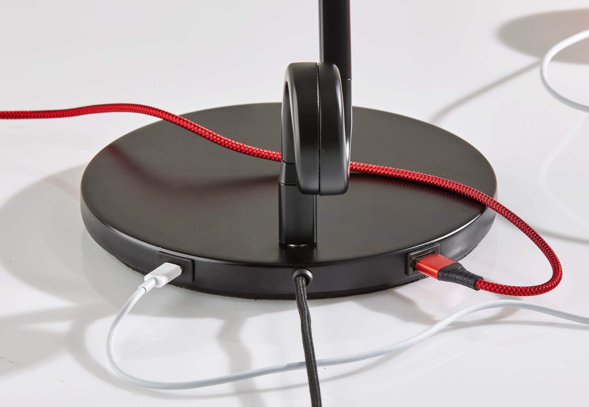 Homeroots 524639 35 In. Metal Novelty Desk Led Usb Table Lamp Black