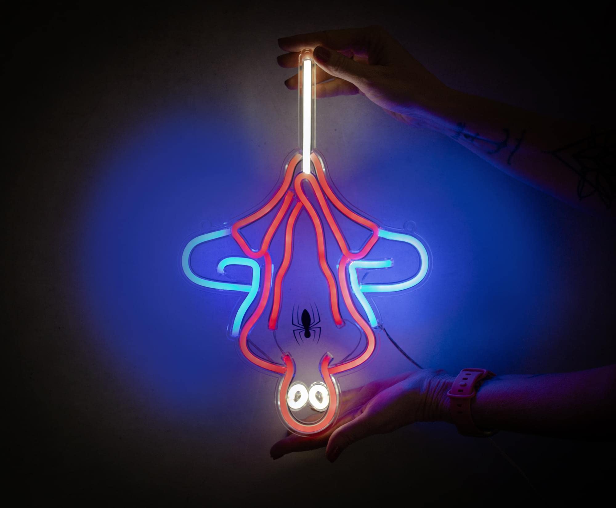 Ukonic Marvel Spider-Man Hanging LED Neon Wall Light | Ready to Hang Wall Decor Artwork | Superhero Figural Mood Light Sign for