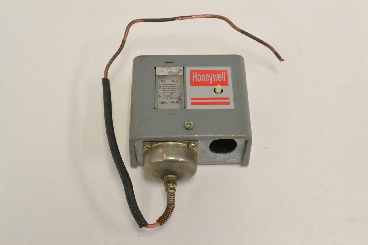 Honeywell L482A1004 Freeze Stat, 15 Degree F to 55 Degree F Range, 2 SPST (One NO, One NC), 20 Capillary, 5 Degree F Differenti