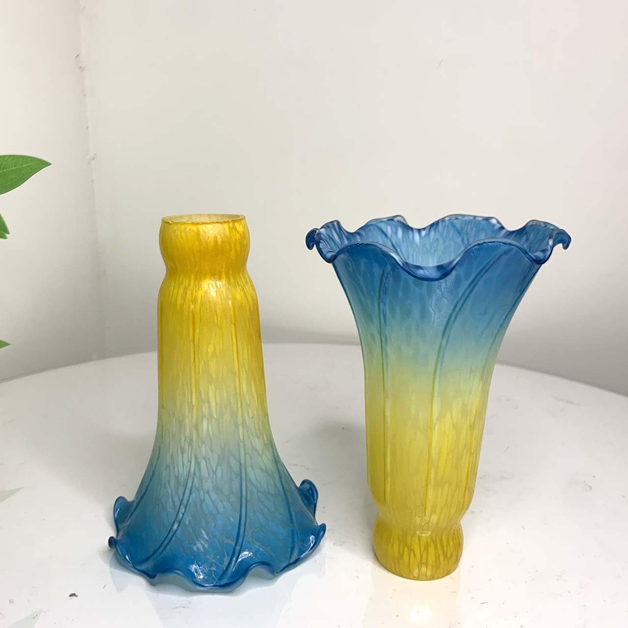 Bieye Ls14 Lily Flower Blown Glass Lampshade (Yellow Blue, Opening I.D. 1.26'' X O.D. 1.5'')