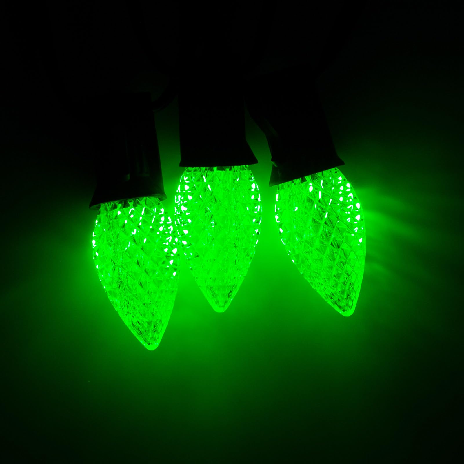 Meconard C7 LED Christmas Light Bulbs, Shatterproof, E12 Base, Green, 25 Pack, Commercial Grade