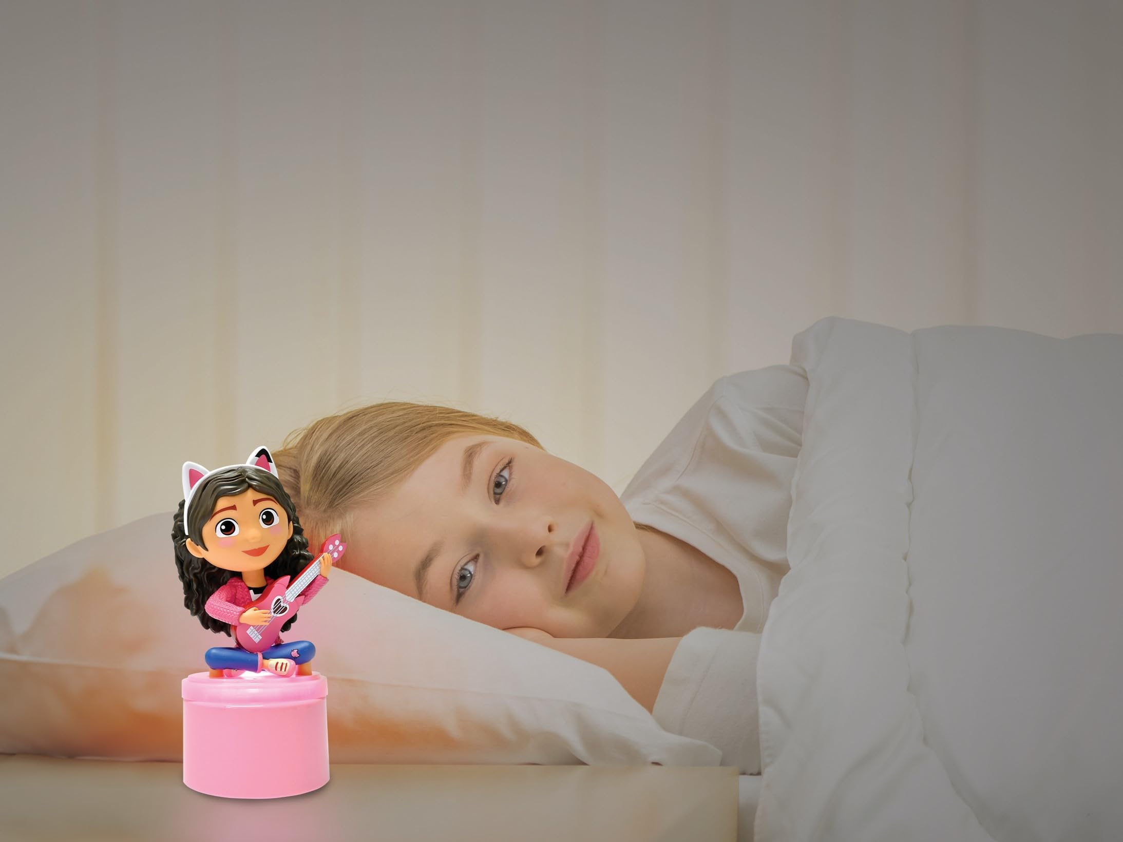 Lexibook, Gabbys Dollhouse NLJ01GDH Baby Nursery Soft Light Battery Operated LED Pocket Night Light Pink