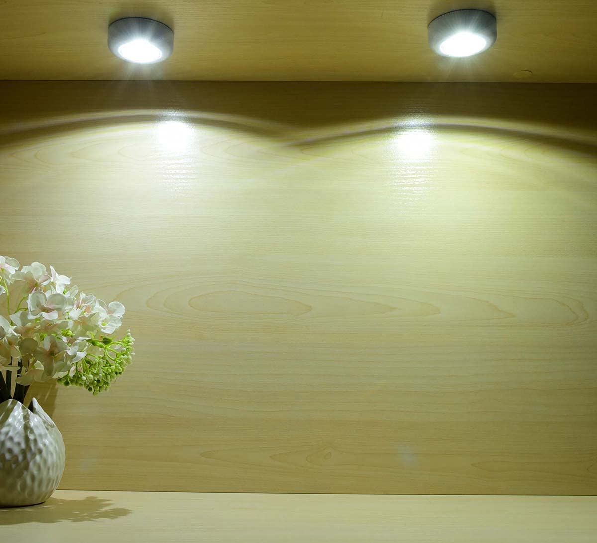 Umecore Tap Light Push Lights, 7 Pack Small Under Cabinet Touch Puck Lights Battery Operated Powered Stick On Light For Closet C