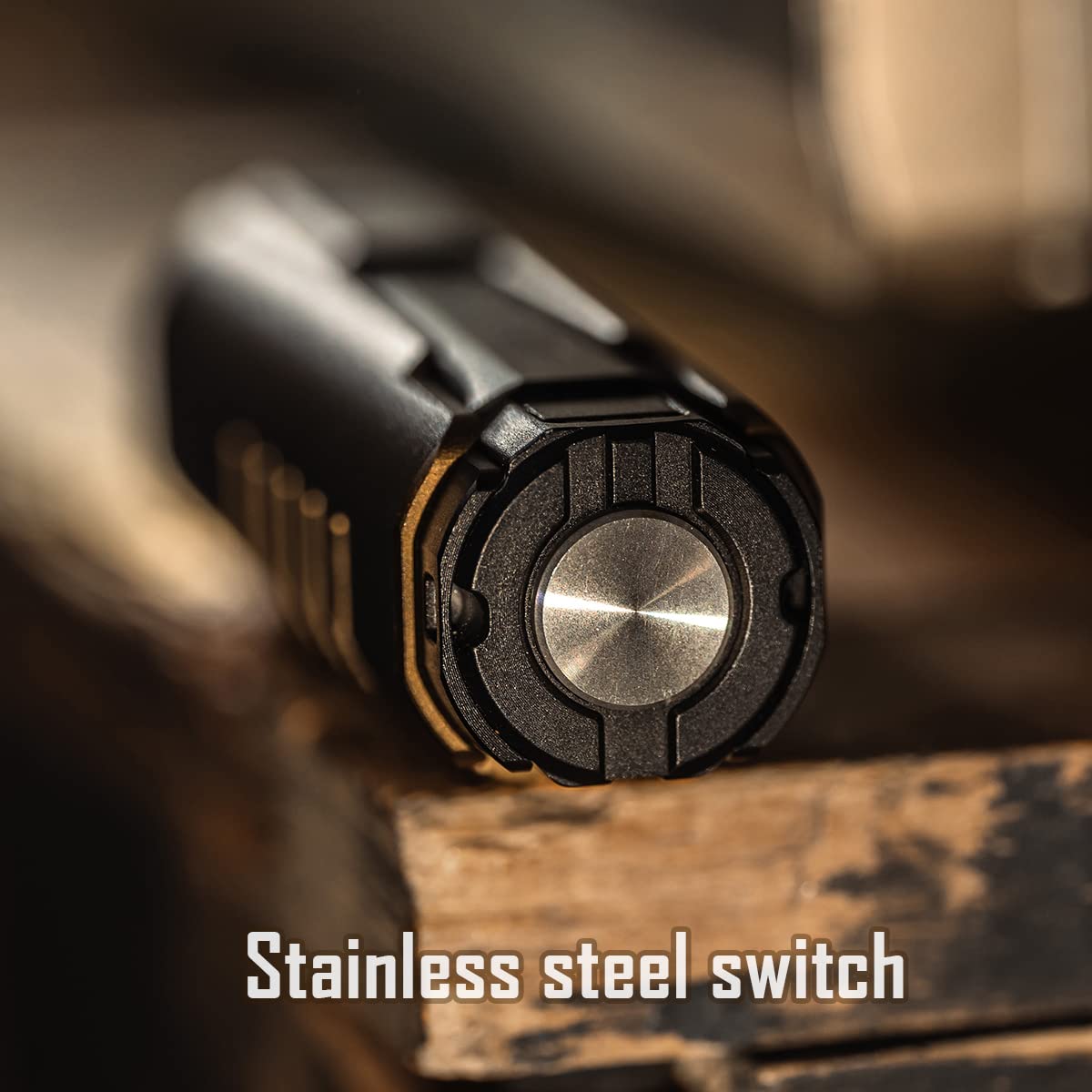 IMALENT LD70 EDC Flashlight, 4000 Lumens, CREE XHP70.2 LED, Aluminum, Small, Gold