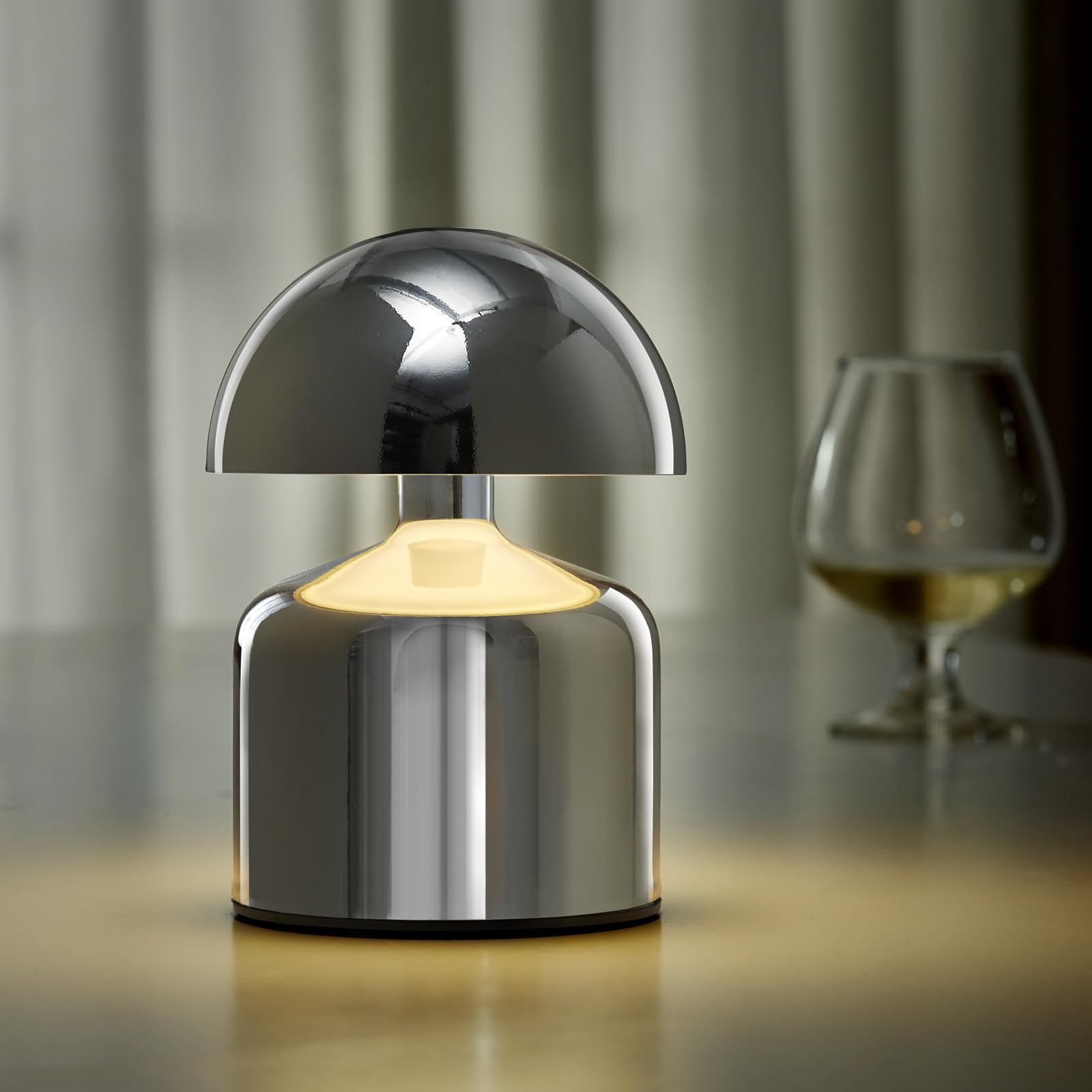 SAIWEYA Modern Cordless Mushroom Small Table Lamp Touch LED Lamps, 3-Way Dimmable Bedside Nightstand Lamp Mini Rechargeable Nigh