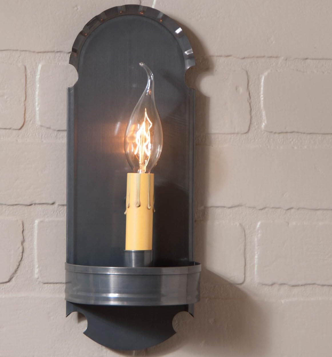 Irvins Country Tinware Foot Sconce, Metal, 12 x 4.5 x 3.25 Inch, Country Tin, Model 7WCT