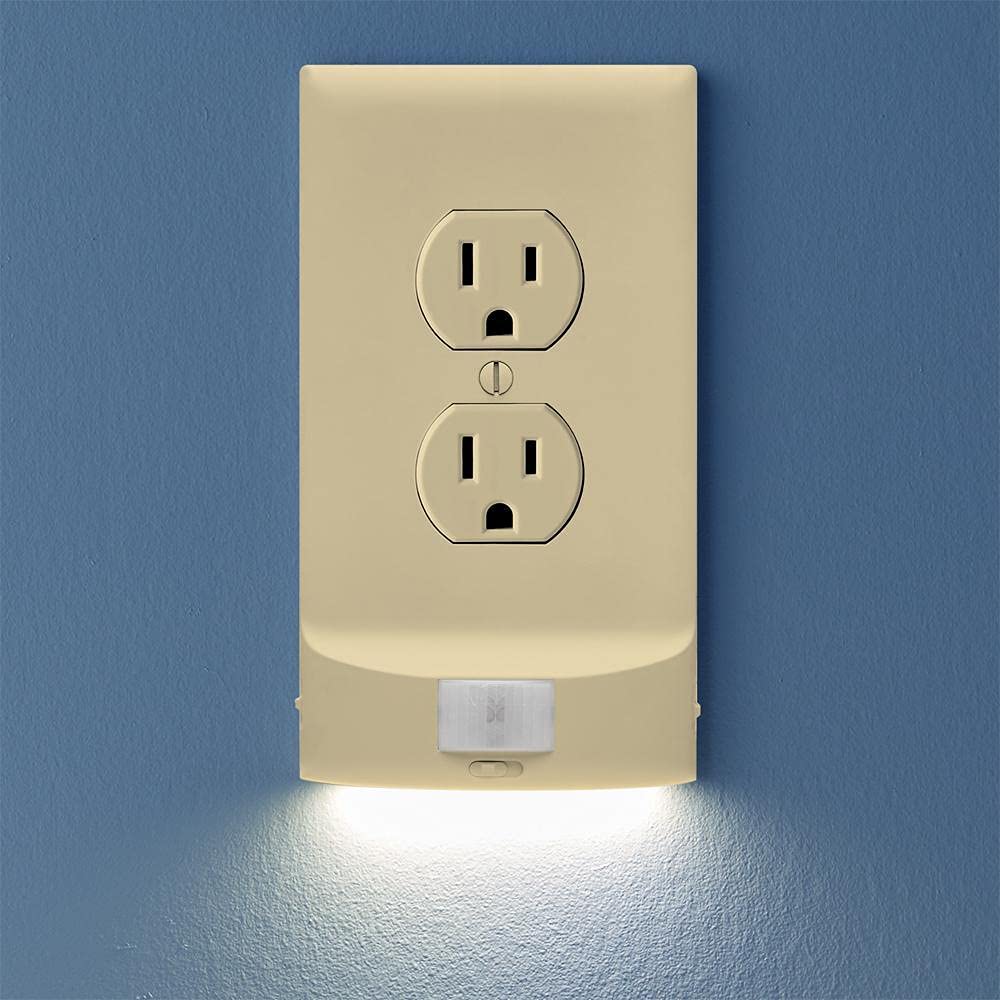 SnapPower MotionLight - LED Night Light Wall Plate, Auto On/Off Sensor, Duplex Size, Ivory
