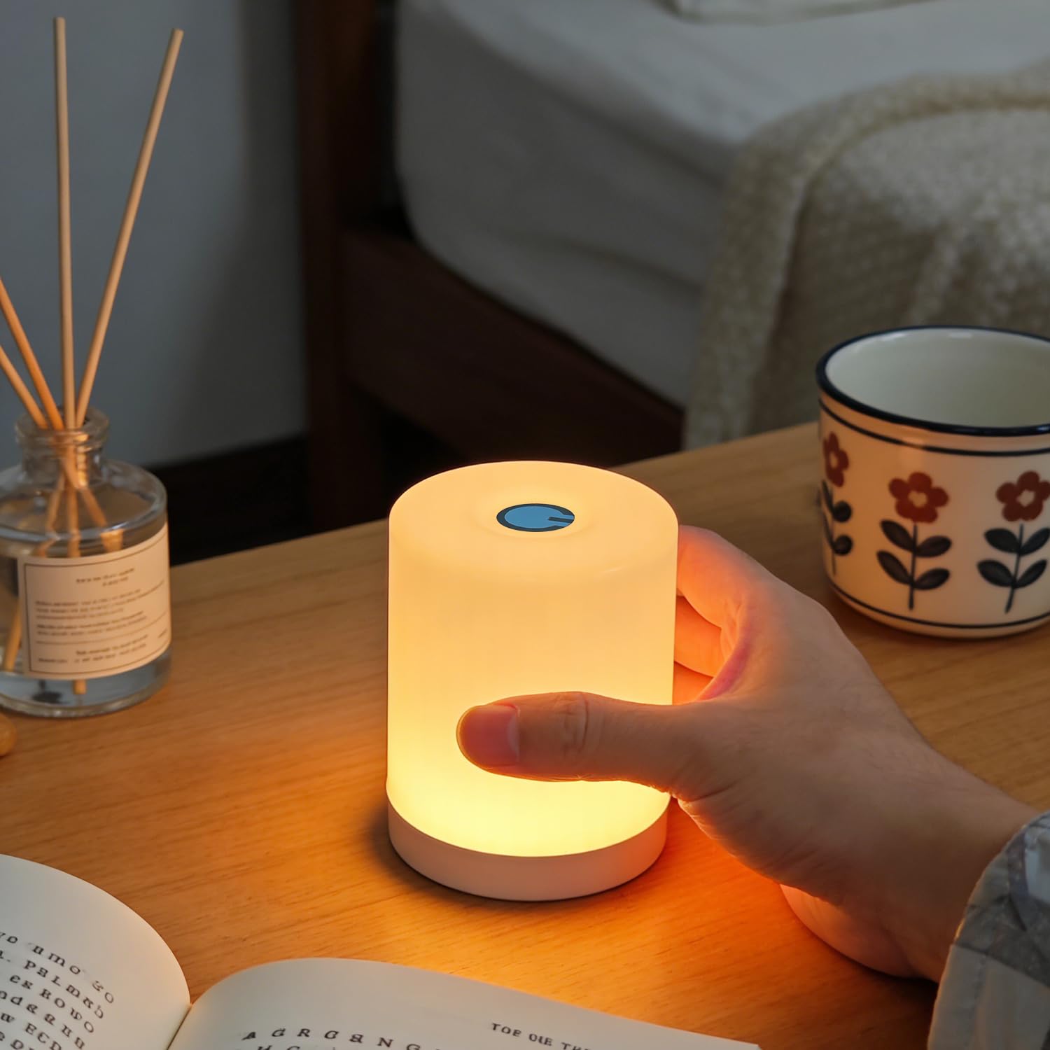 DAZZY DOT Portable Night Light for Baby Nursery  2600mAh Rechargeable Battery Operated Touch Light with Warm Yellow  Dimmable Nursery Nightlight for Breastfeeding  Bedside  Travel