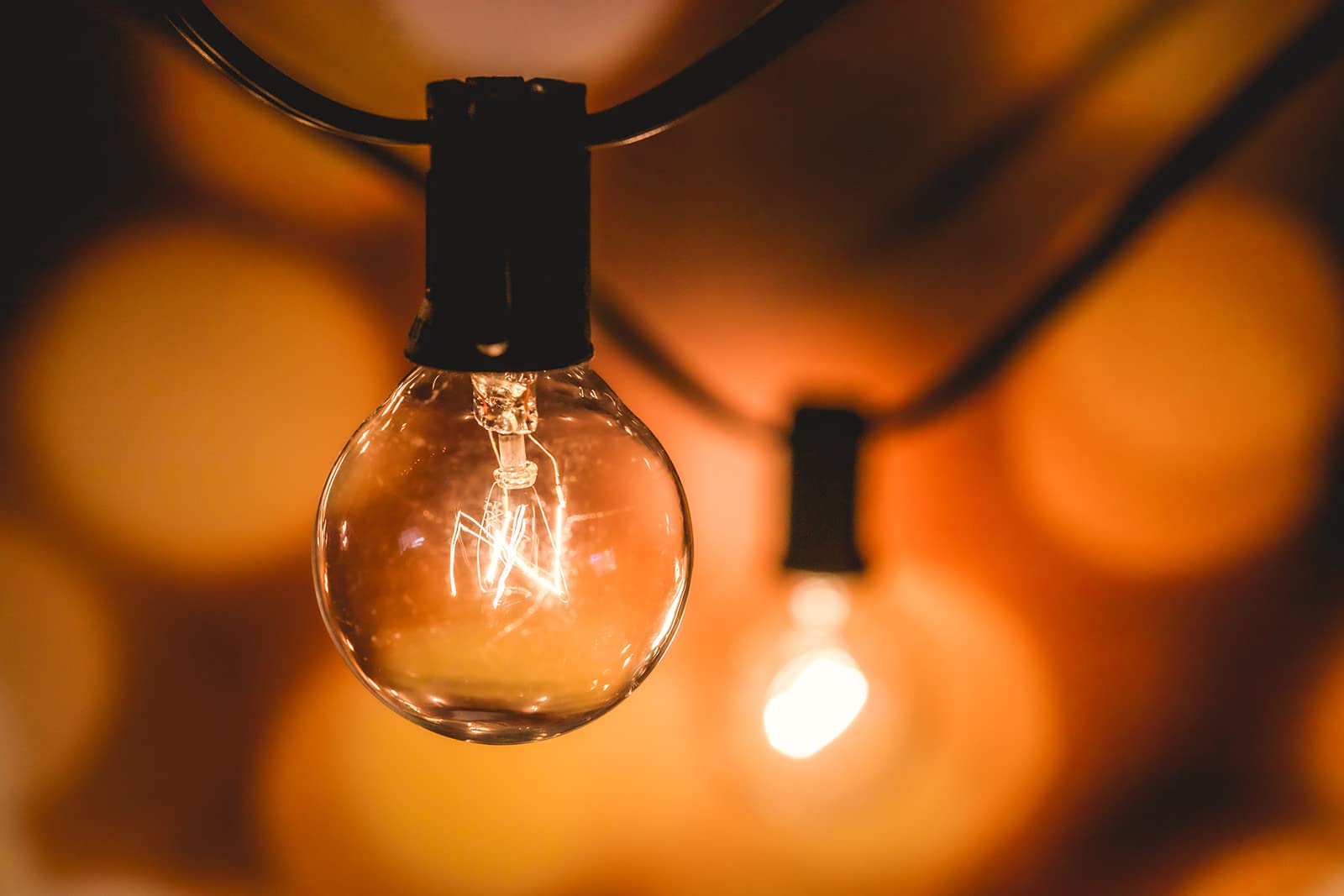 Sfeg G40 String Lights - 5W Warm Incandescent Shatterproof Glass Bulbs, 18-Gauge Wire - Dimmable Globe String Lights For Backyard, Patio, Porch, Garden - Decorative Outdoor Hanging Lights - 25Ft