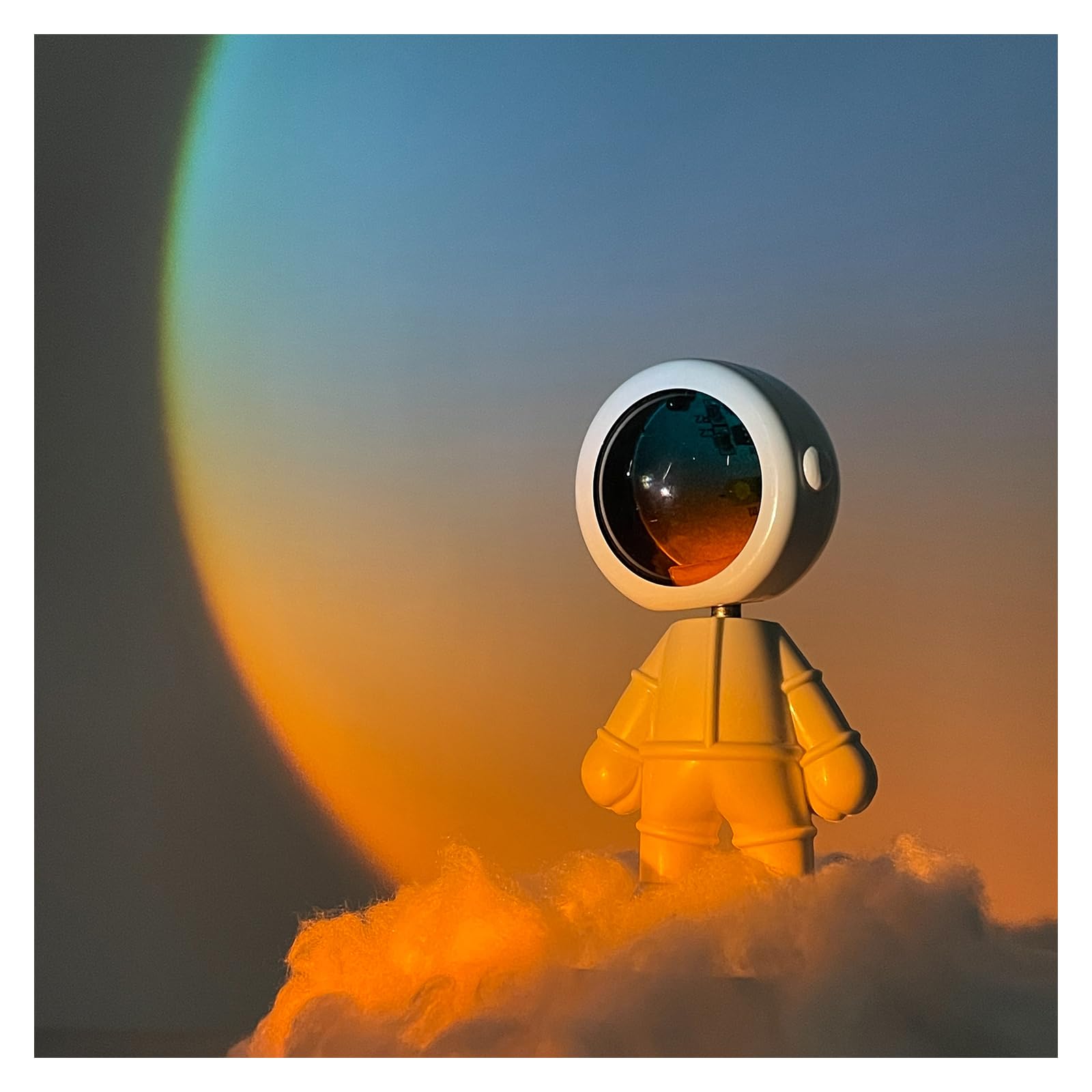 Sunset Lamp Projector Astronaut Night Light Led Aura Lamp,Ambient Lamp For Photography/Party/Bedroom/Living Room/Tiktok Live Decor,Selfie With Battery ,Holiday/Birthday Gifts For Women,Girl Present