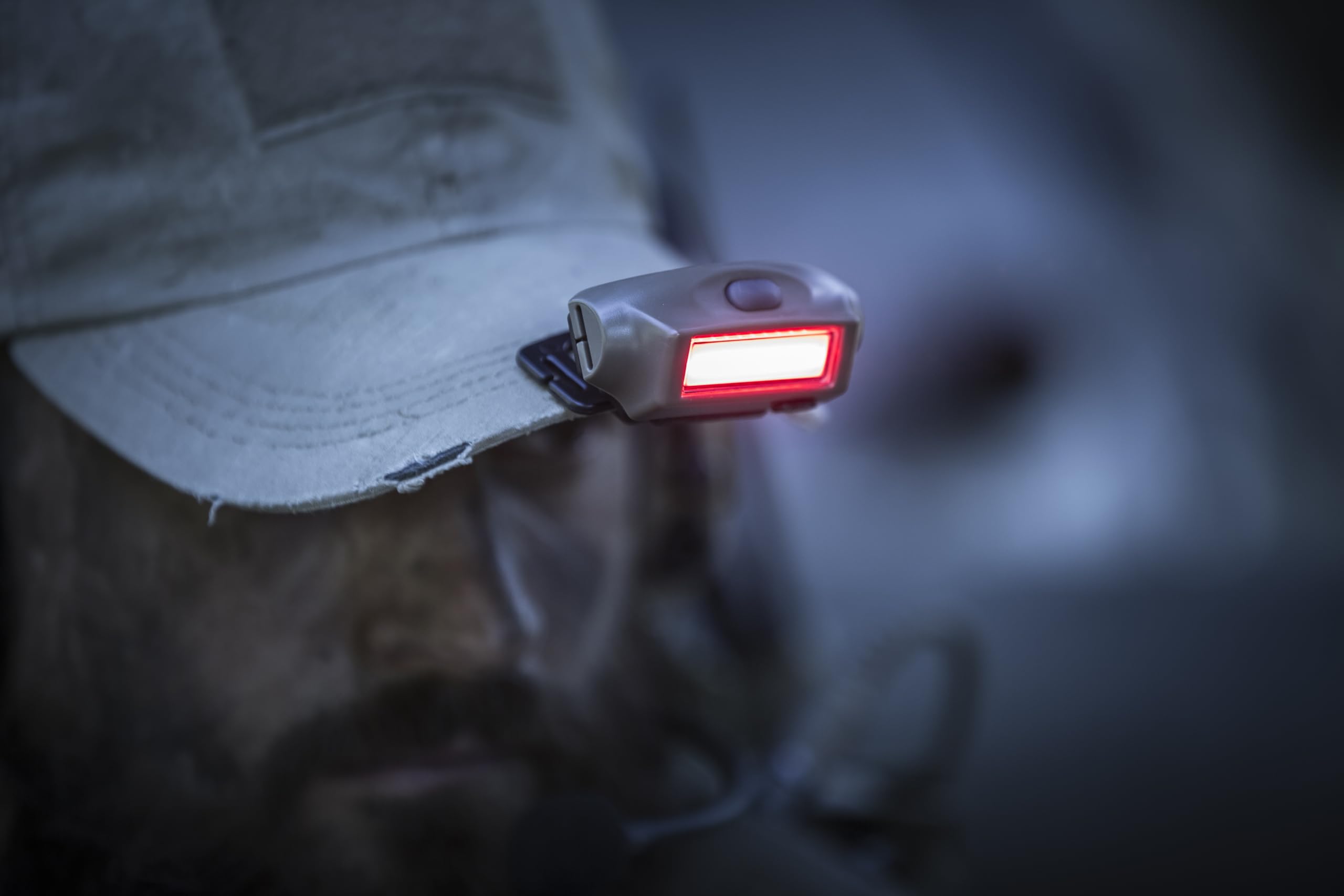 Streamlight 61706 Bandit 180-Lumen Usb Rechargeable Red Led Headlamp With Elastic Head Strap, Clip, And Usb Cable, Coyote