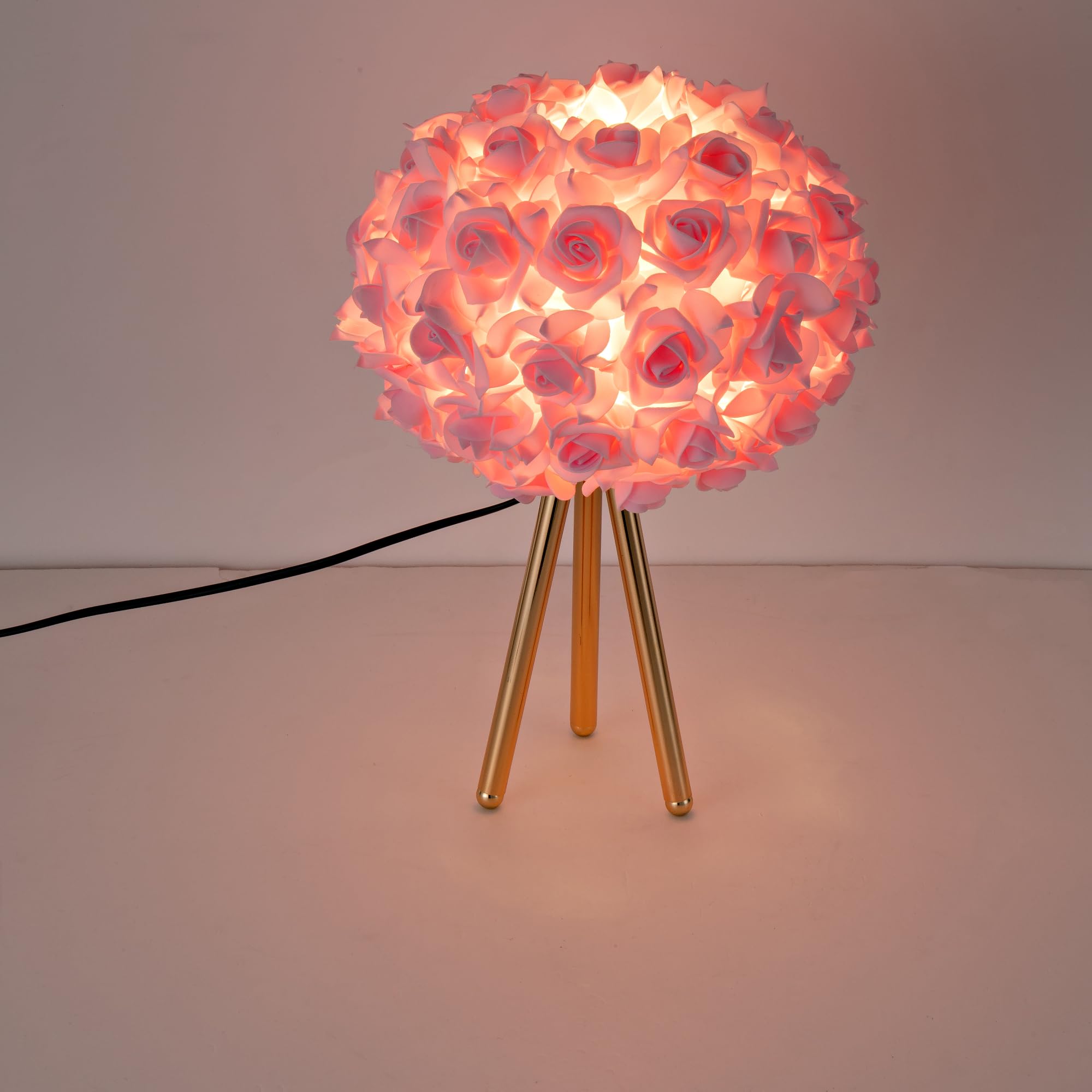 Zyleisenbao Pink Rose Flower Lamp Cute Table Lamp Flower Desk Lamp Floral Bedside Nighstand Light Atmosphere Girls Princess Lamp With Gold Tripod For Bedroom Wedding Christmas Gift Hotel Living Room
