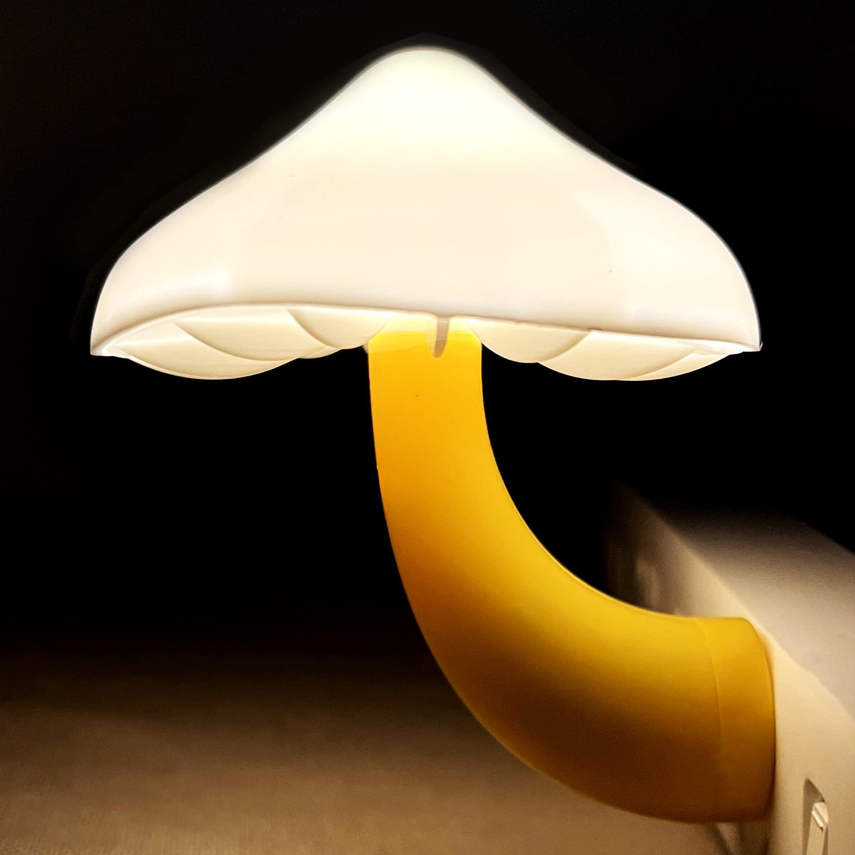 iBetterLife Mushroom Night Light Plug-in LED Warm White Bedroom Decor Model Y-SML