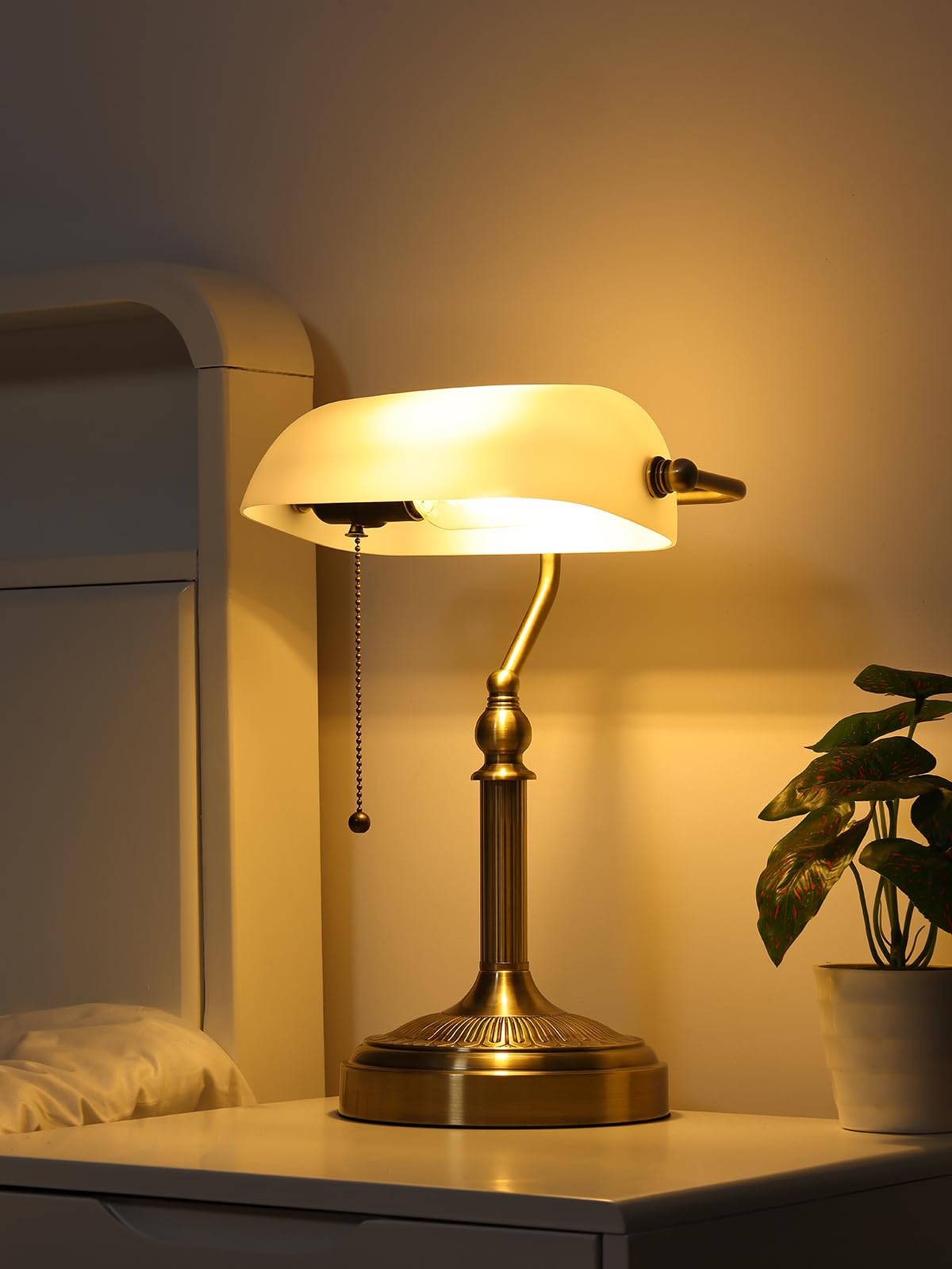 Newrays Glass Bankers Desk Lamp, T9007L, Pull Chain Switch, Simple Style, Matted White