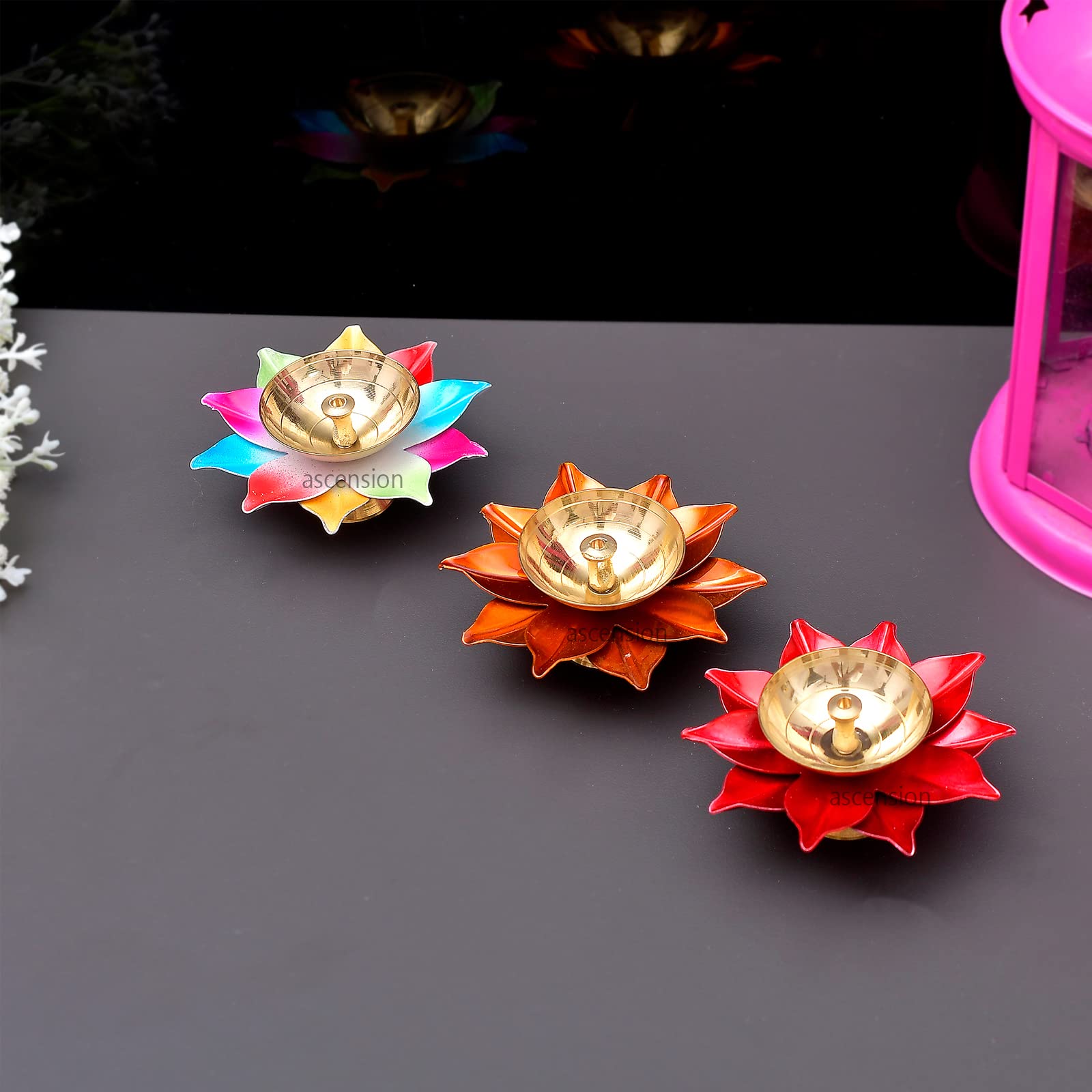 Ascension Handicraft Brass Lotus Diya for Puja Kamal Patti Flower Shaped Brass Diyas Oil Lamp for Pooja Room aarti Temple mandir