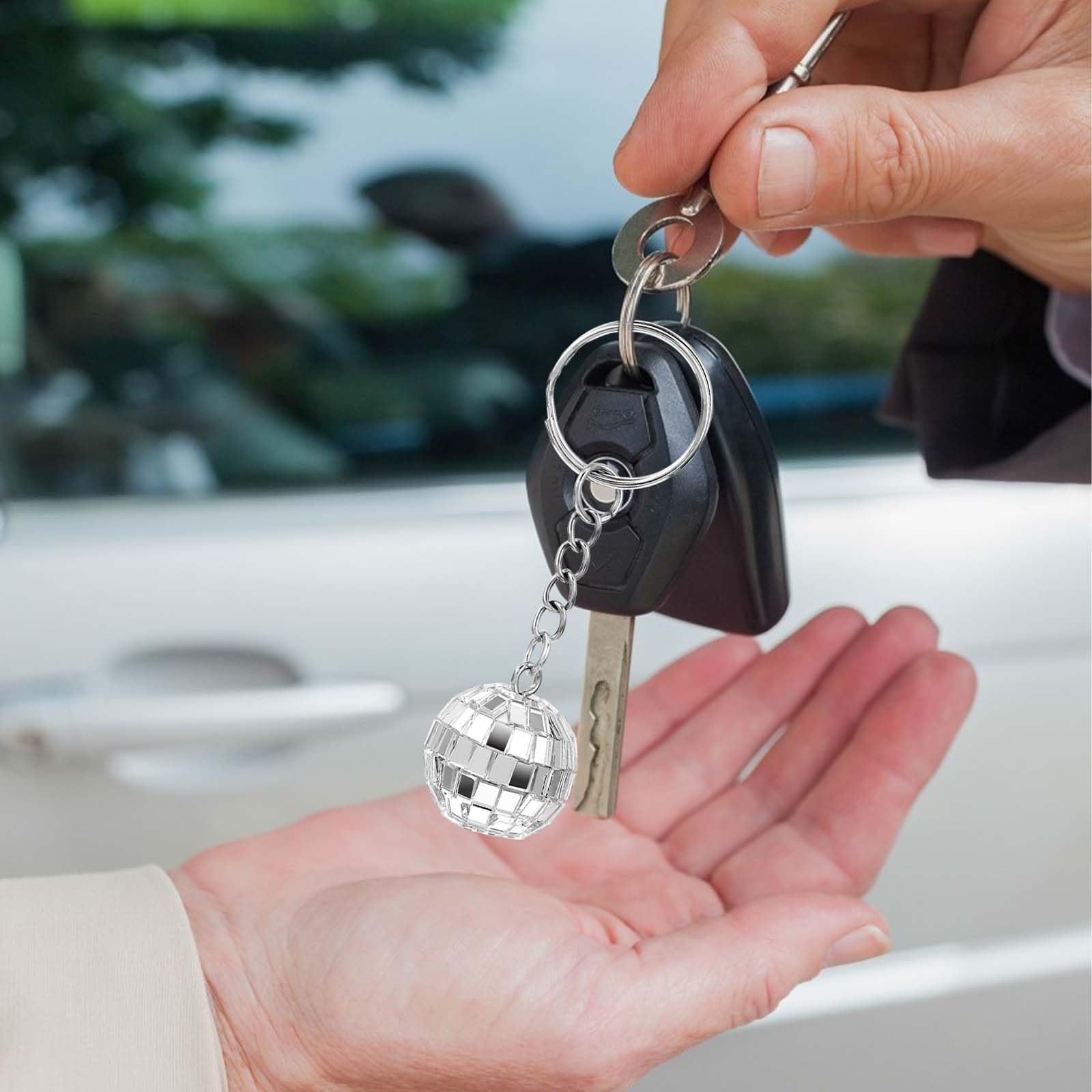 Tyqour 10Pcs Disco Ball Keychain Small Disco Balls Mini Disco Ball Party Favors Keychain Silver Disco Party Favors Supplies Accessories For 70S 80S 90S Disco Party Christmas New Year Party Decorations