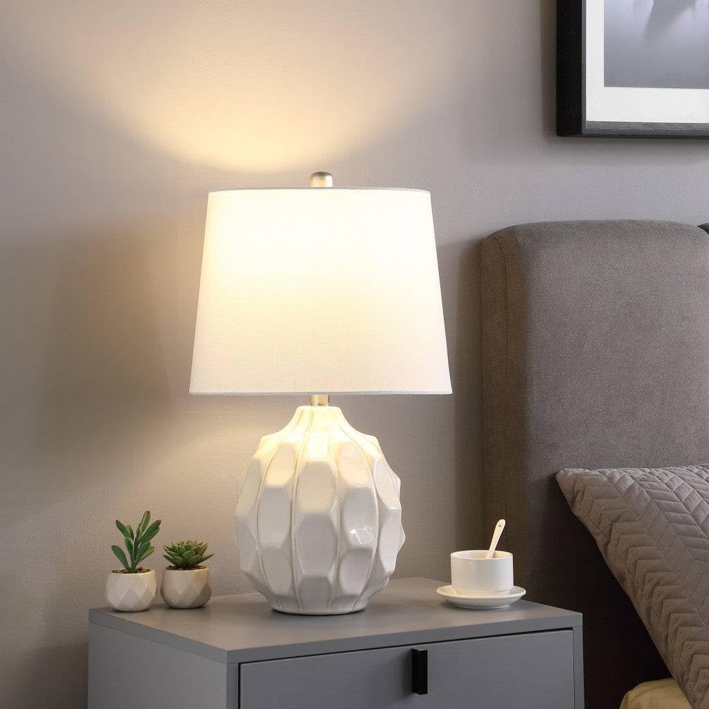 HomeRoots Ceramic Table Lamp, 21.75 x 13 x 13 in., Off White Drum Shade, Model 524251, Cream Finish