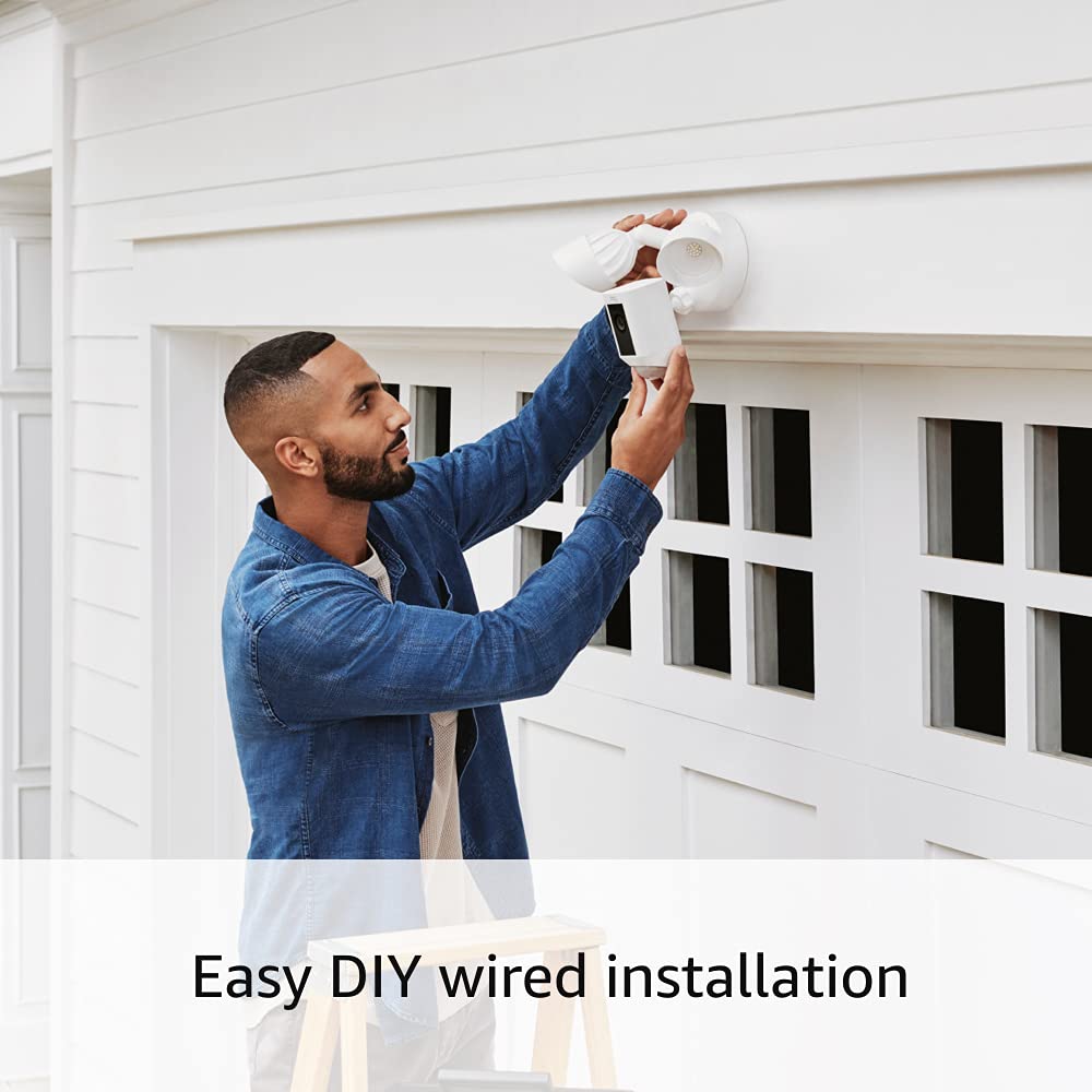 Ring Floodlight Cam Wired Plus - Outdoor home or business security with motion-activated 1080p HD video and floodlights, (2021 r