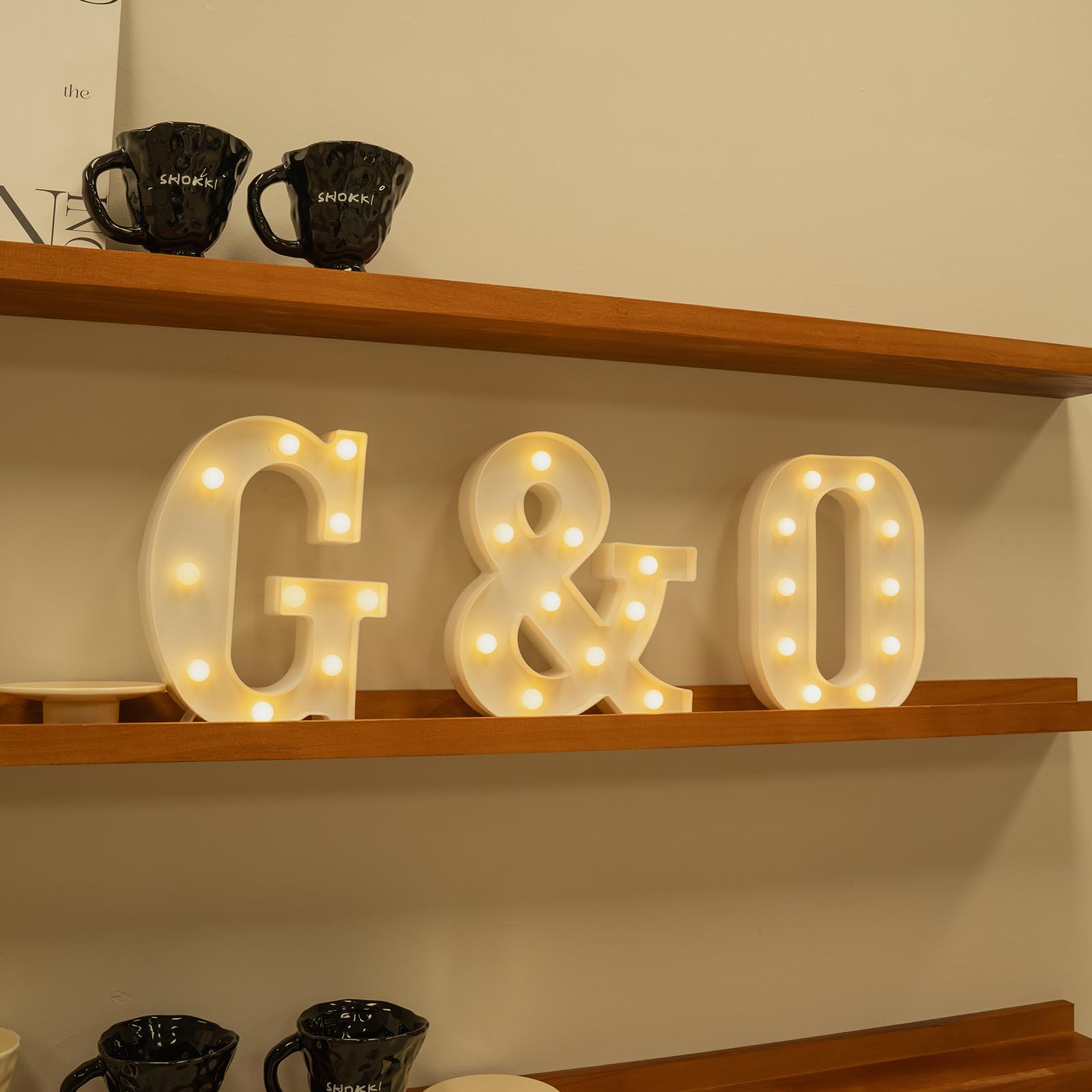 Foaky Rechargeable LED Letter Light Sign, Warm Plastic Marquee Night Light, Size O, Model Recharge-ABS for Parties and Home Decor