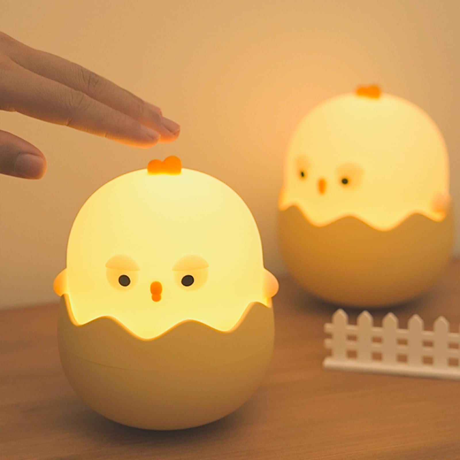 Myratts Cute Eggshell Chick Night Light, 7 Colors Dimmable Chick Nightlight, LED Bedside Lamp, Touch-Sensitive for Bedroom, Livi